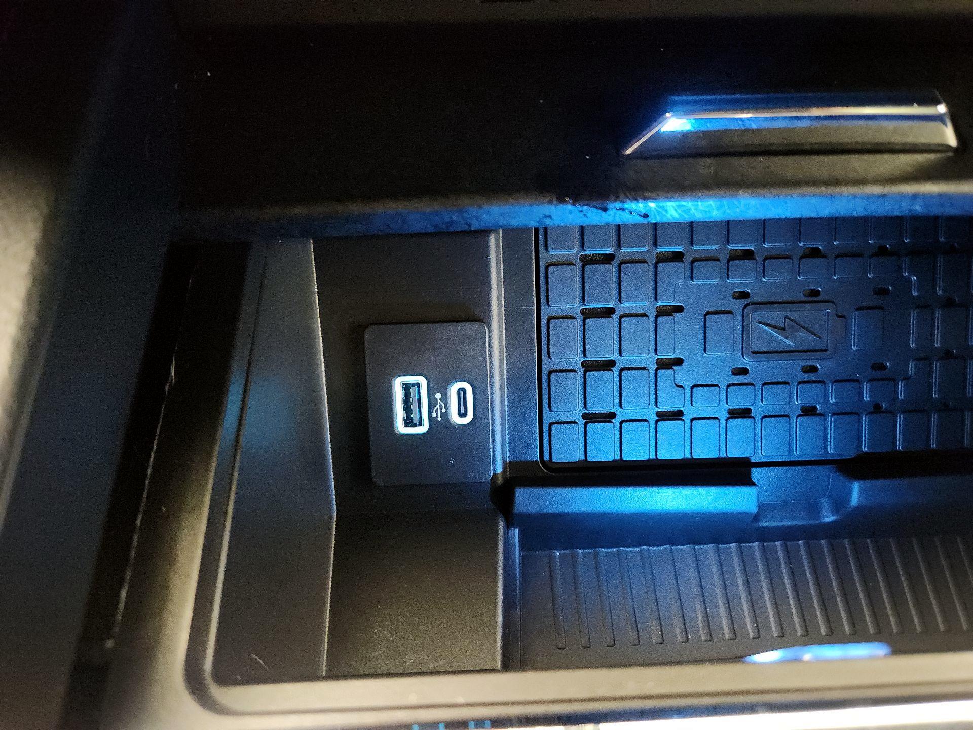 Thumbnail: 2023 Ford Expedition - 19