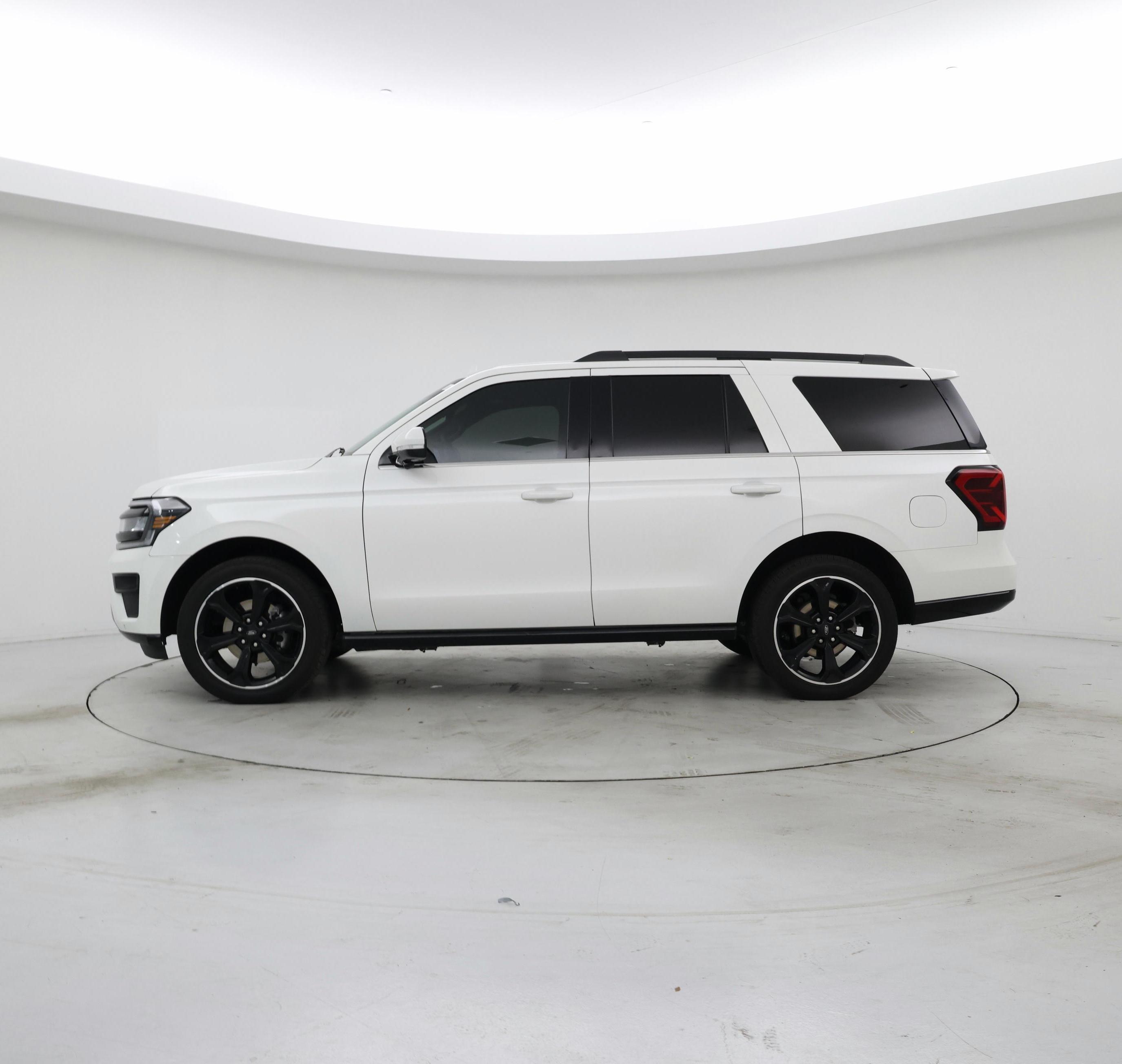 Thumbnail: 2023 Ford Expedition - 3