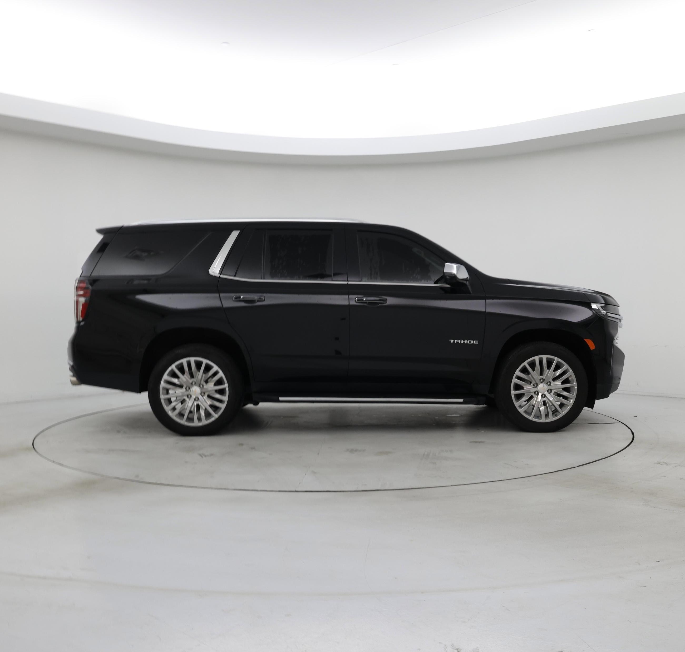 Thumbnail: 2023 Chevrolet Tahoe - 7