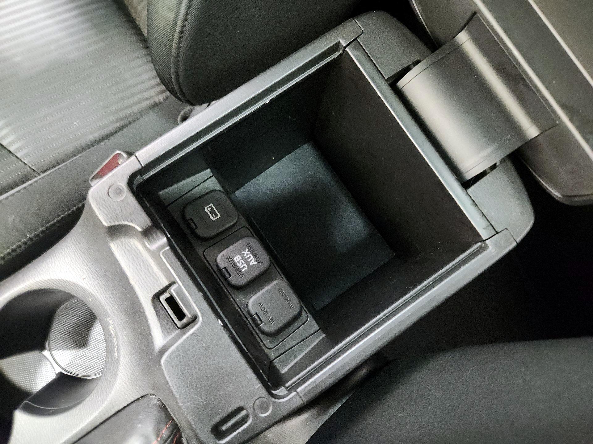 Thumbnail: 2014 Mazda Mazda3 - 17