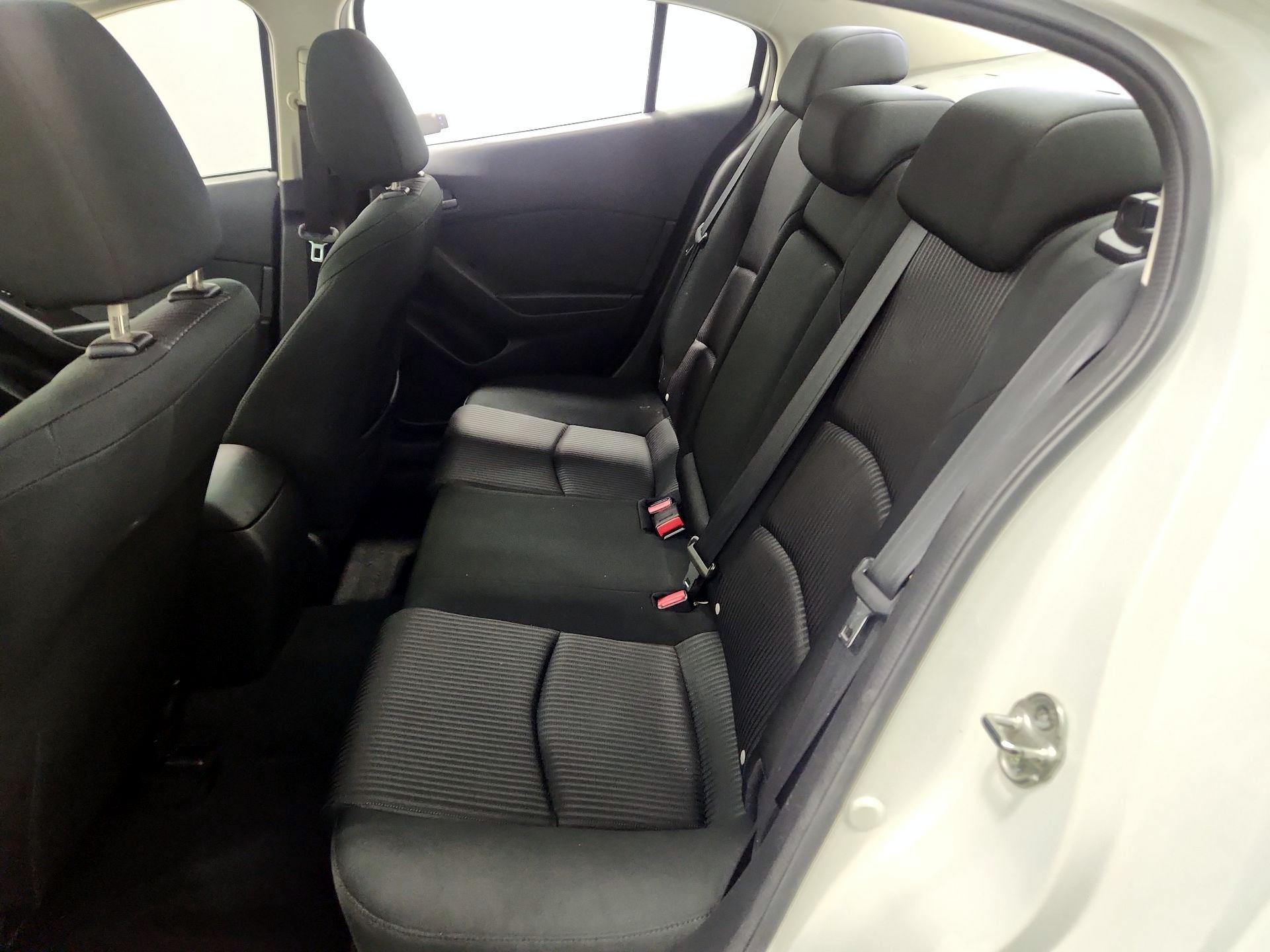 Thumbnail: 2014 Mazda Mazda3 - 19