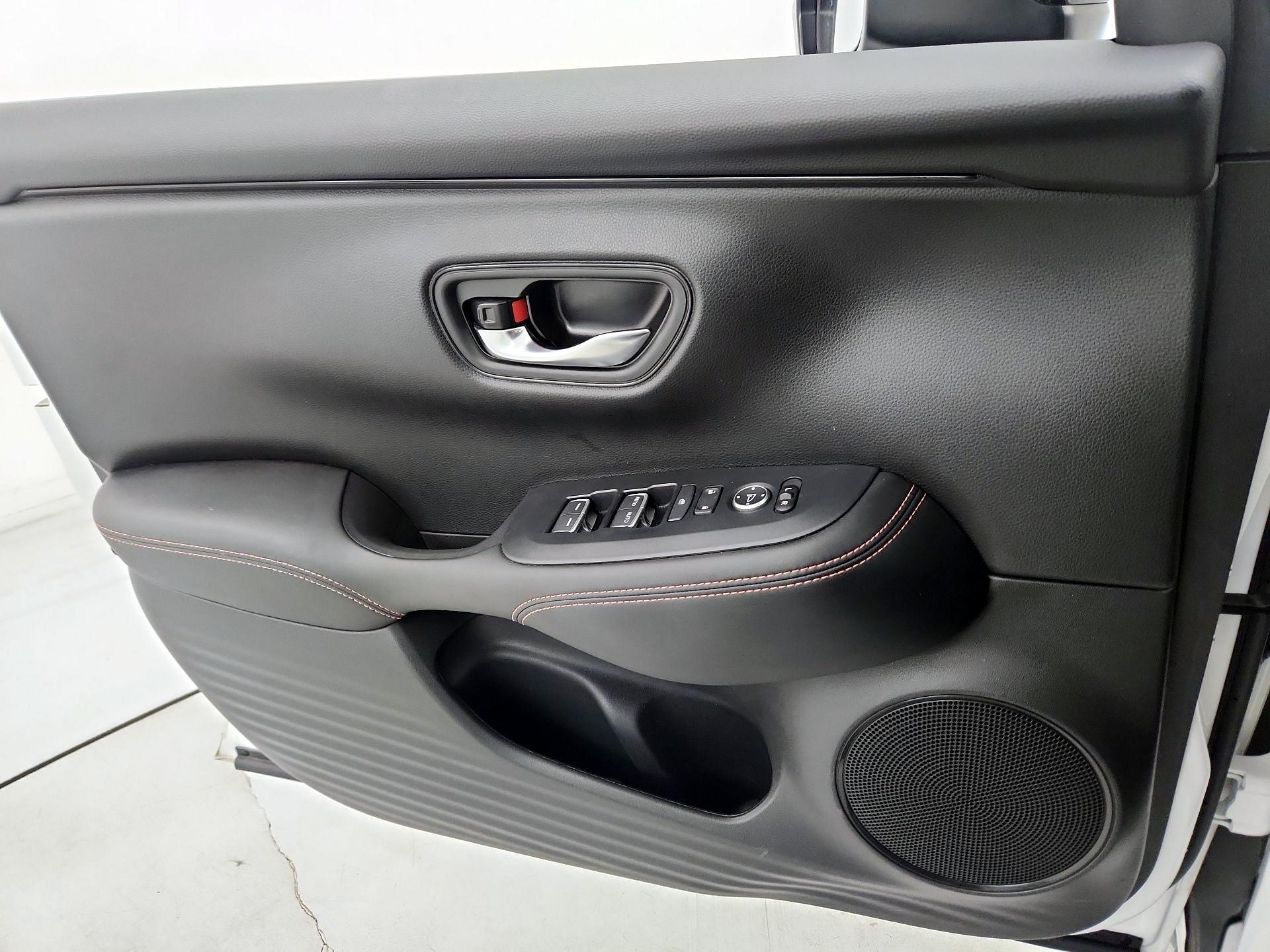 Thumbnail: 2025 Honda HR-V - 12