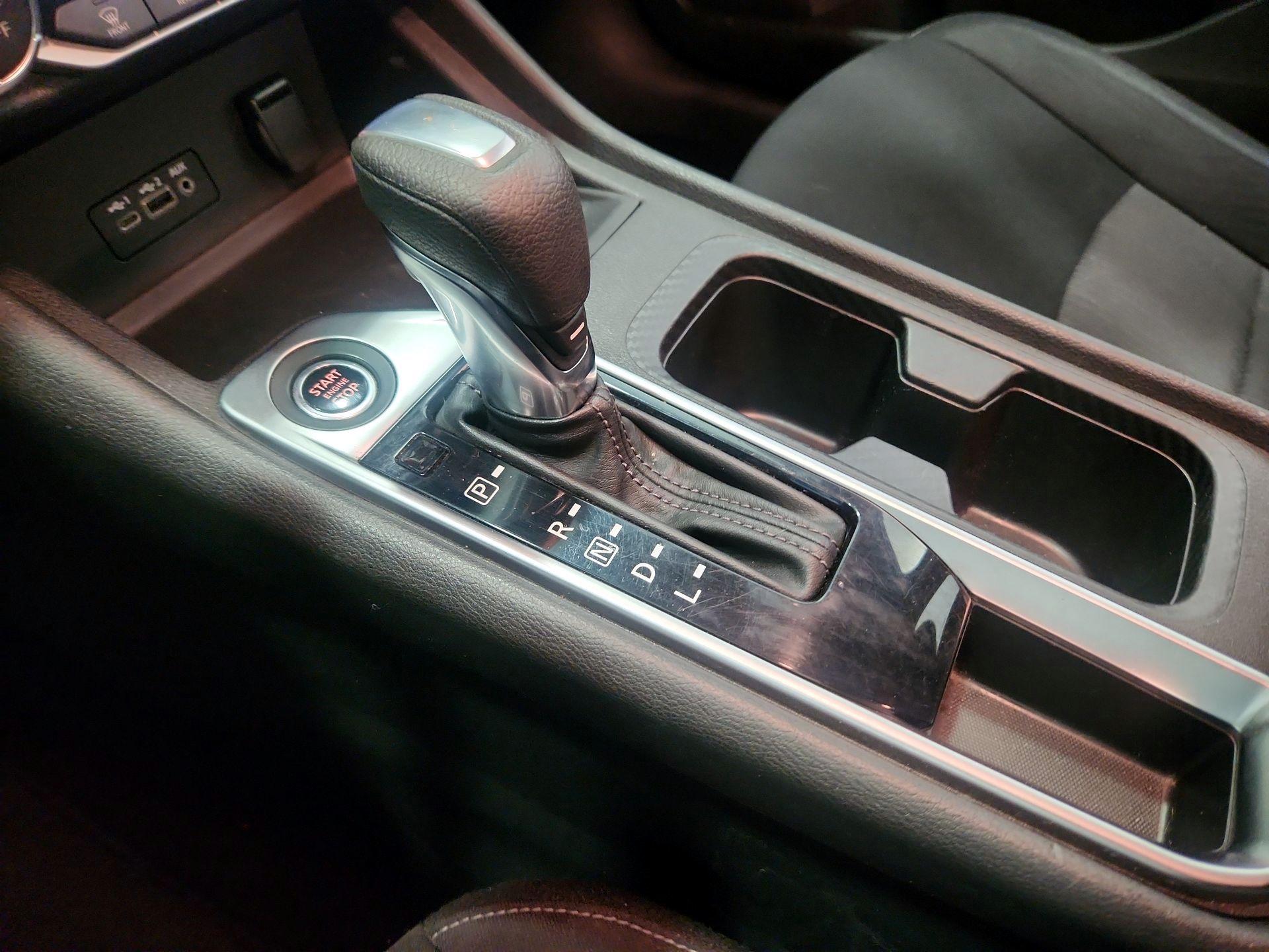 Thumbnail: 2021 Nissan Sentra - 17