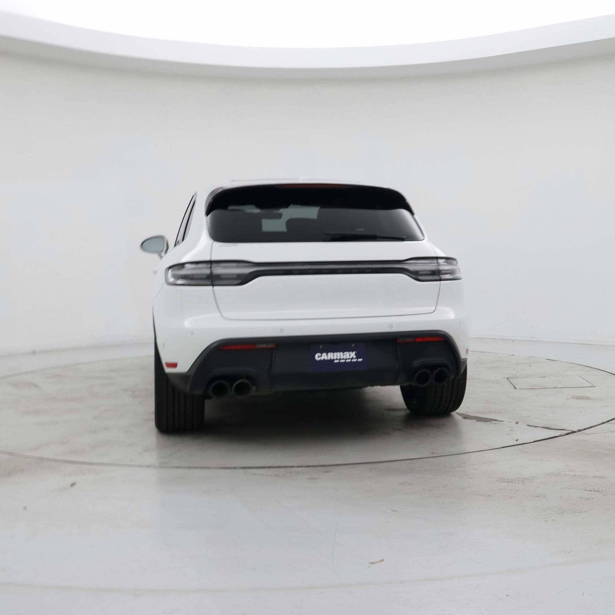 Thumbnail: 2023 Porsche Macan - 6