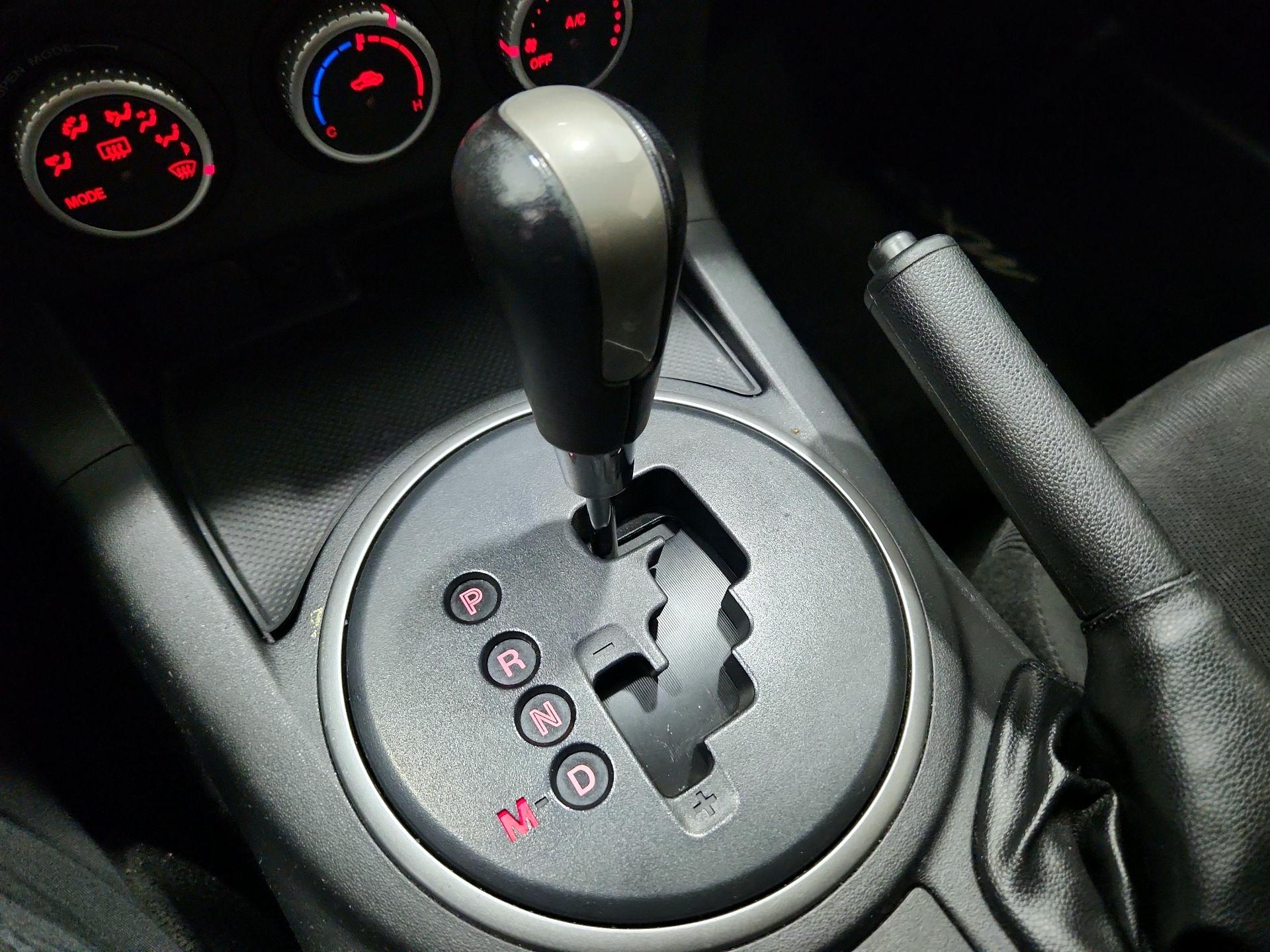 Thumbnail: 2014 Mazda MX-5 Miata - 16