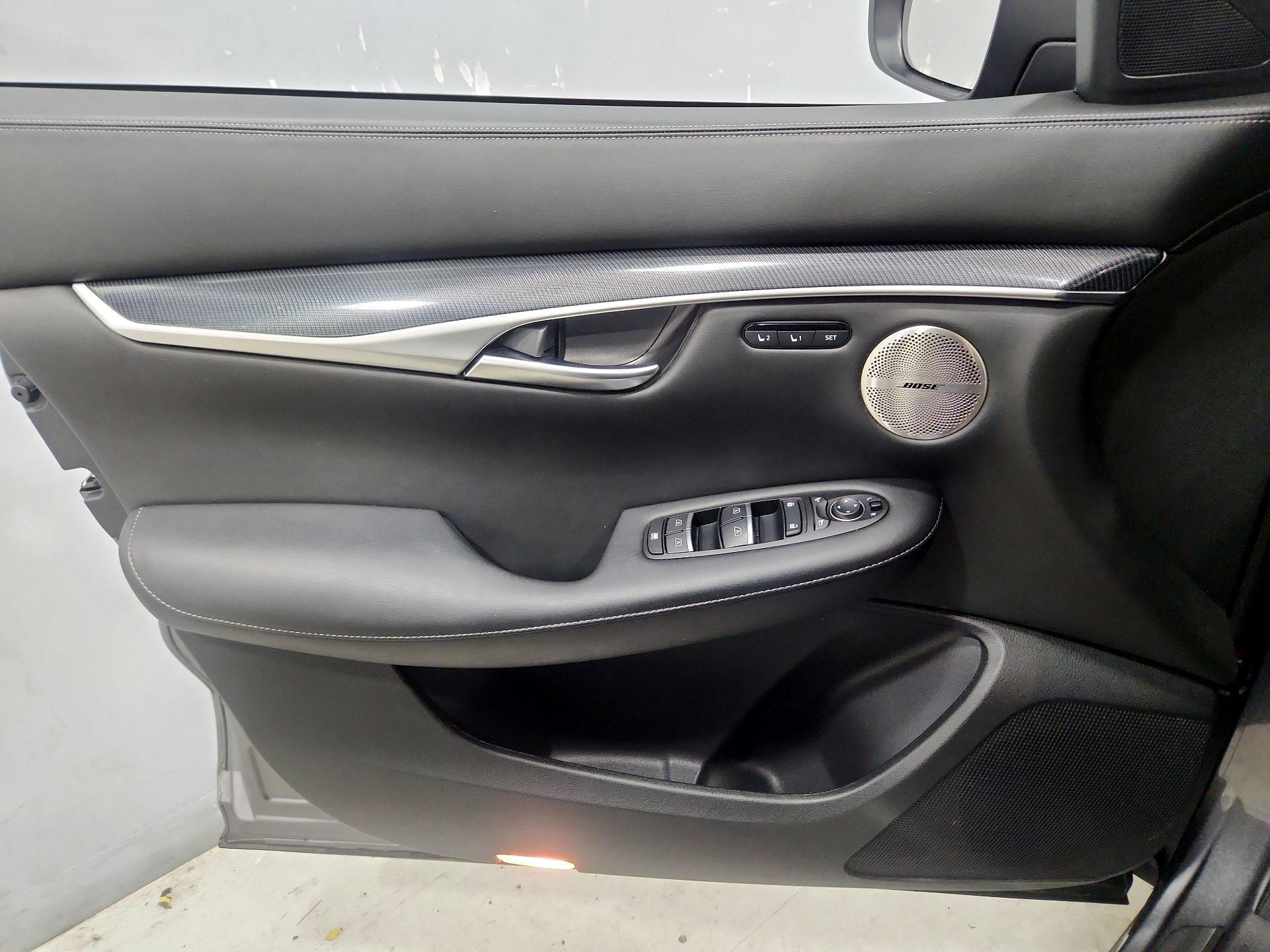 Thumbnail: 2023 INFINITI QX50 - 12