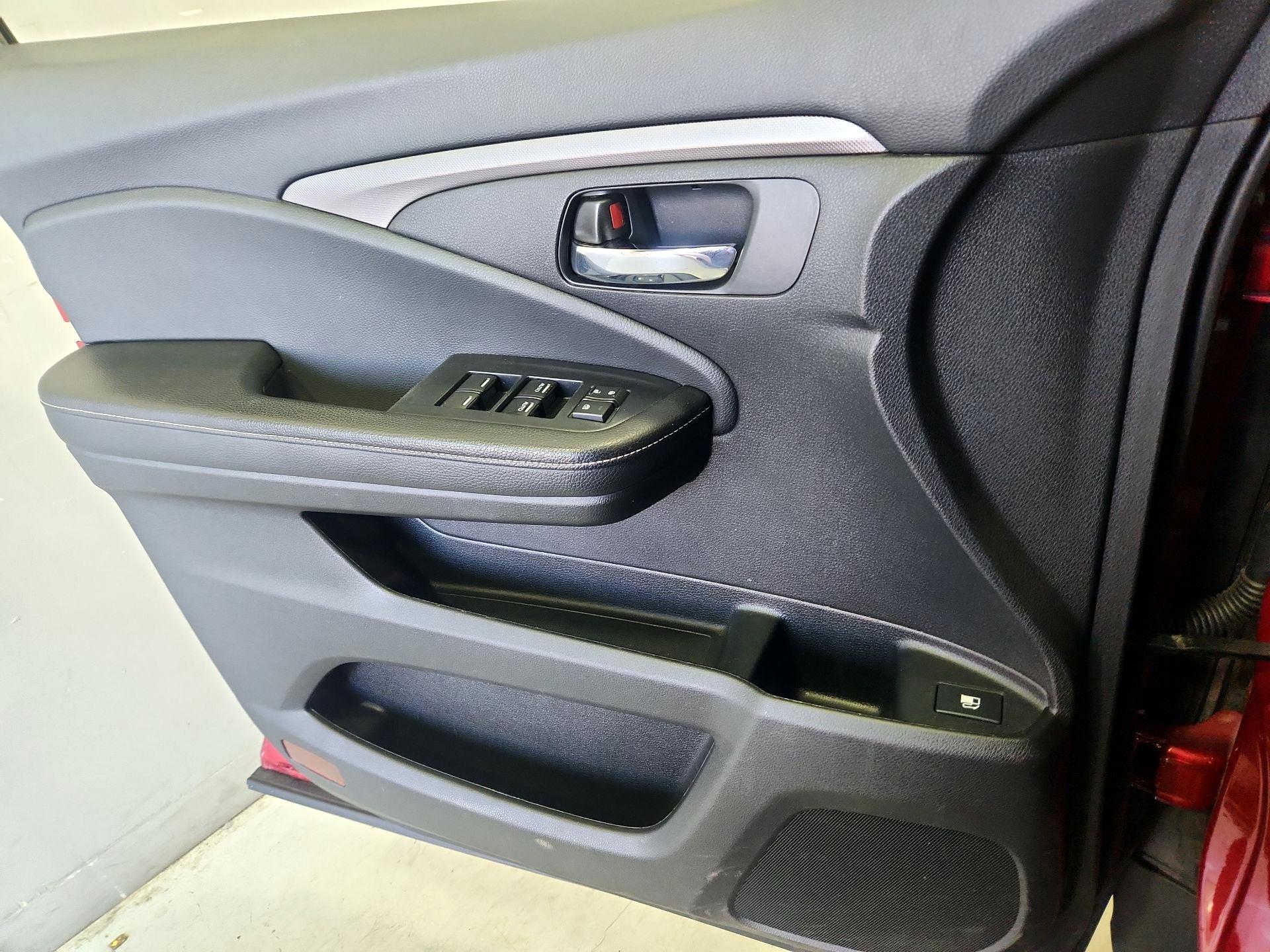 Thumbnail: 2021 Honda Ridgeline - 12