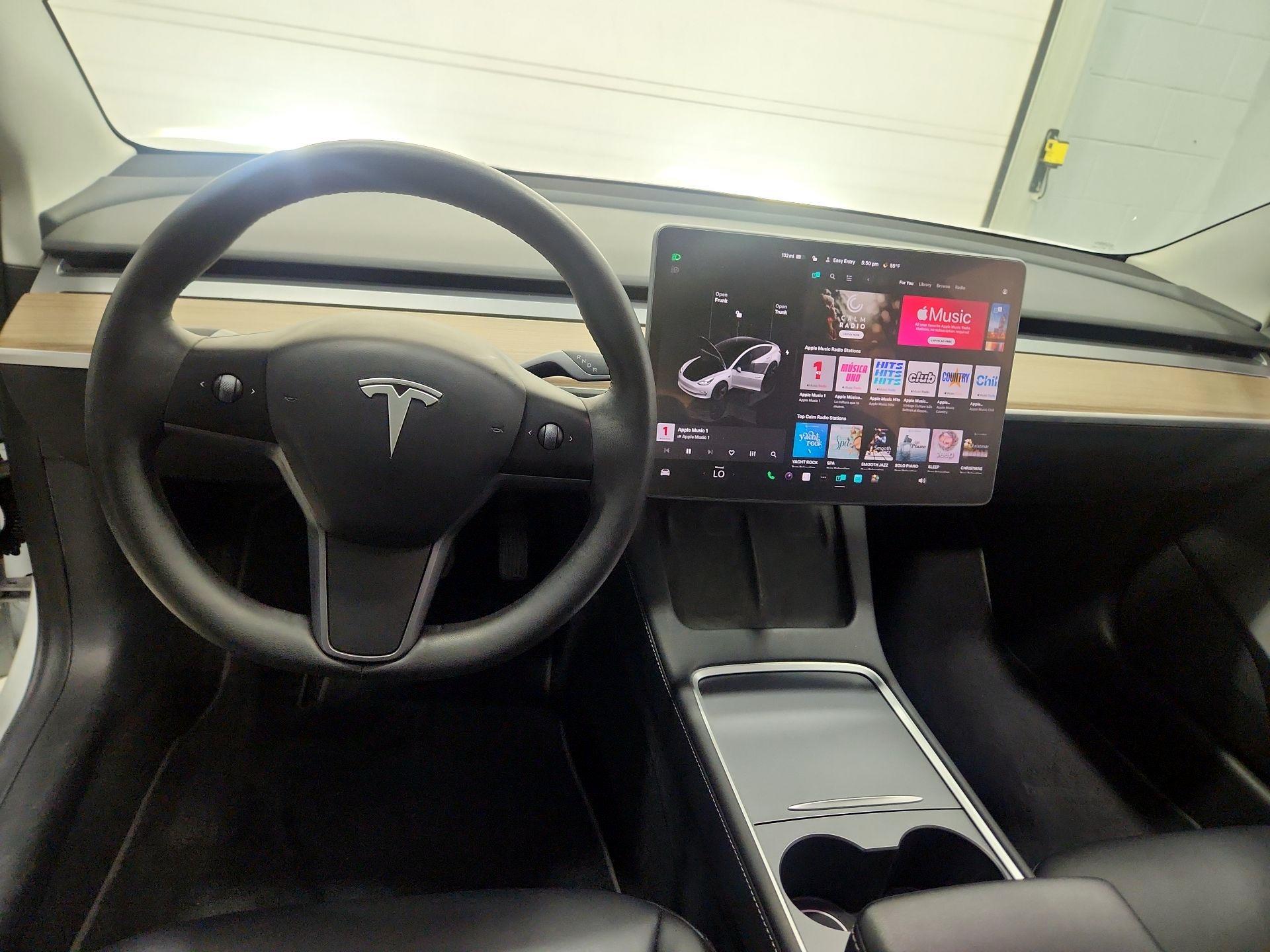 Thumbnail: 2023 Tesla Model 3 - 9