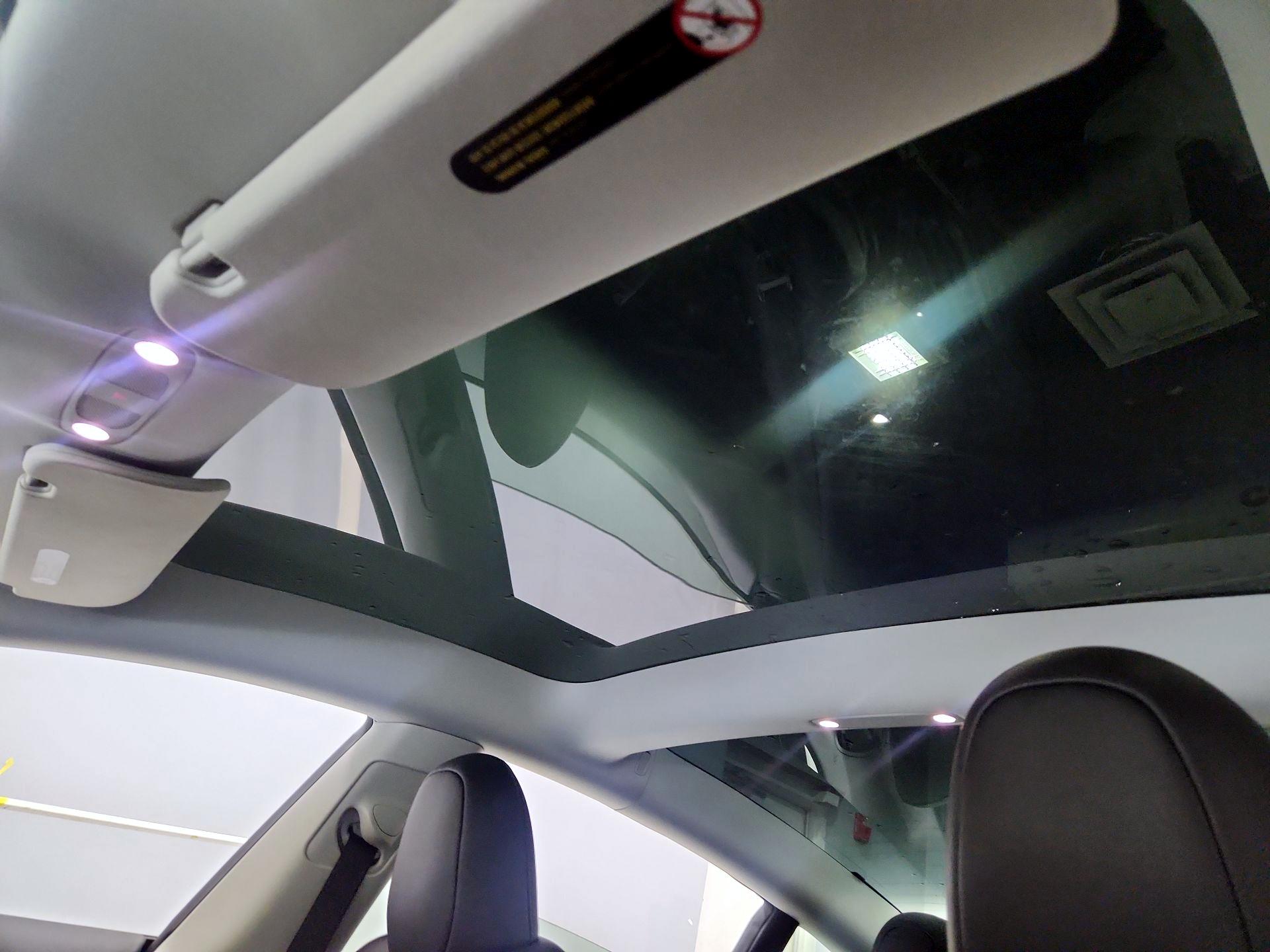 Thumbnail: 2023 Tesla Model 3 - 18