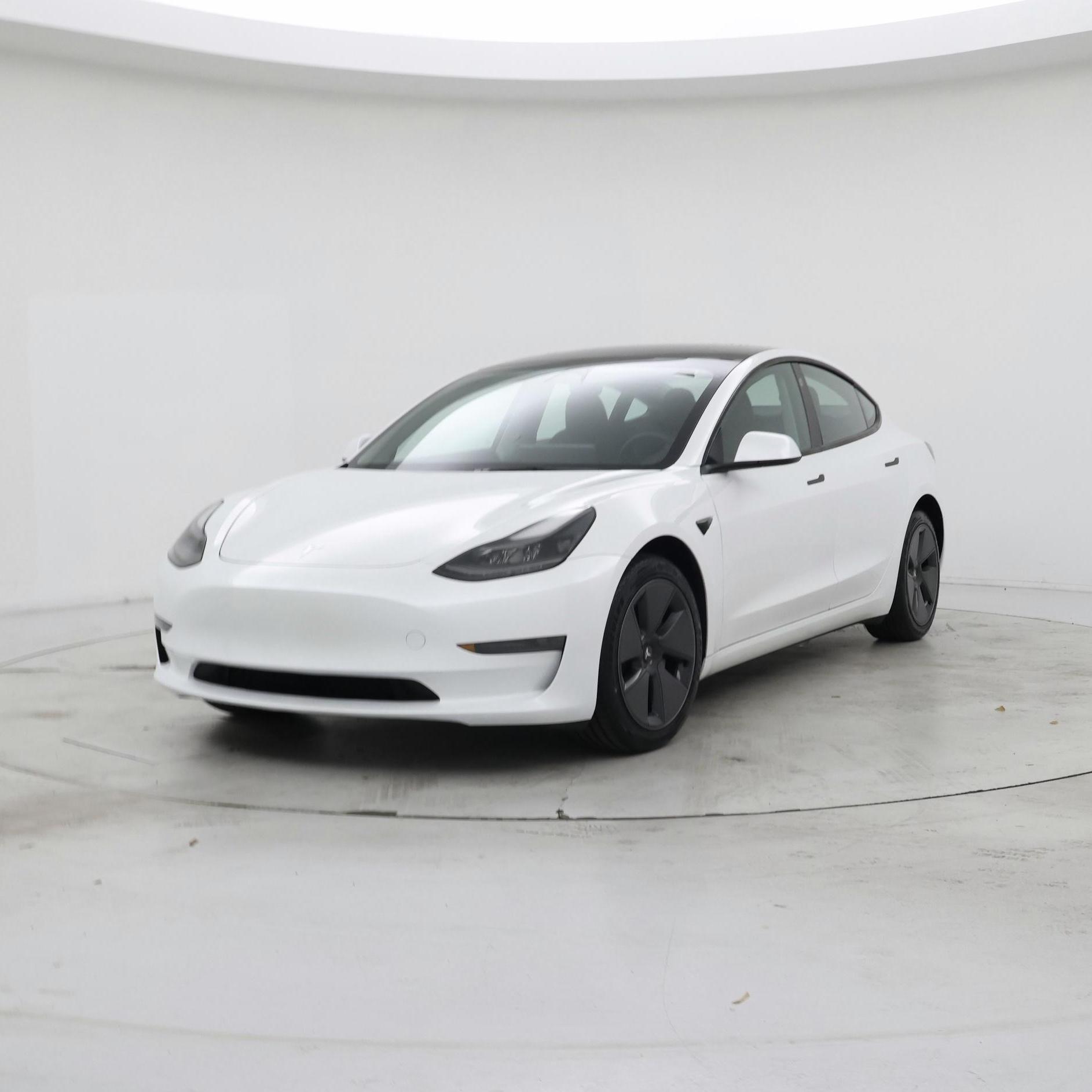 Thumbnail: 2023 Tesla Model 3 - 4