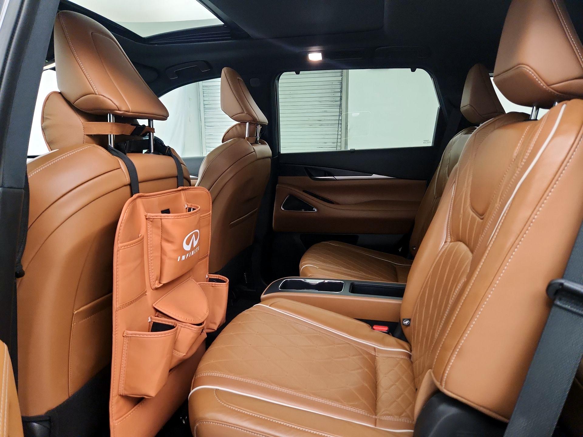 Thumbnail: 2023 INFINITI QX60 - 19