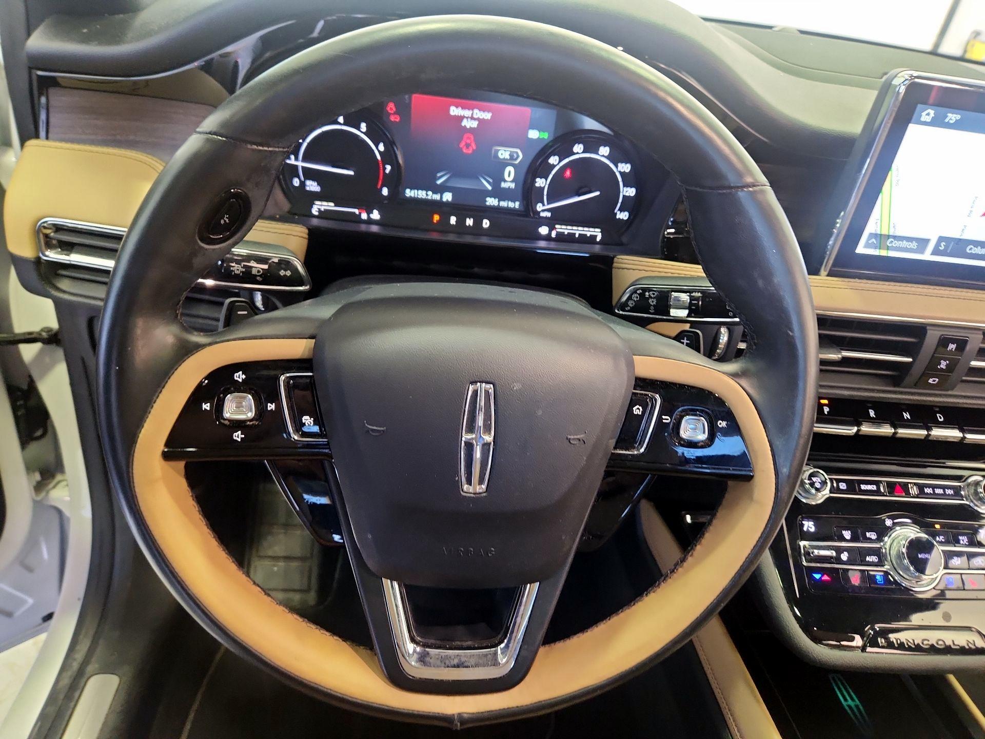 Thumbnail: 2020 Lincoln Corsair - 10