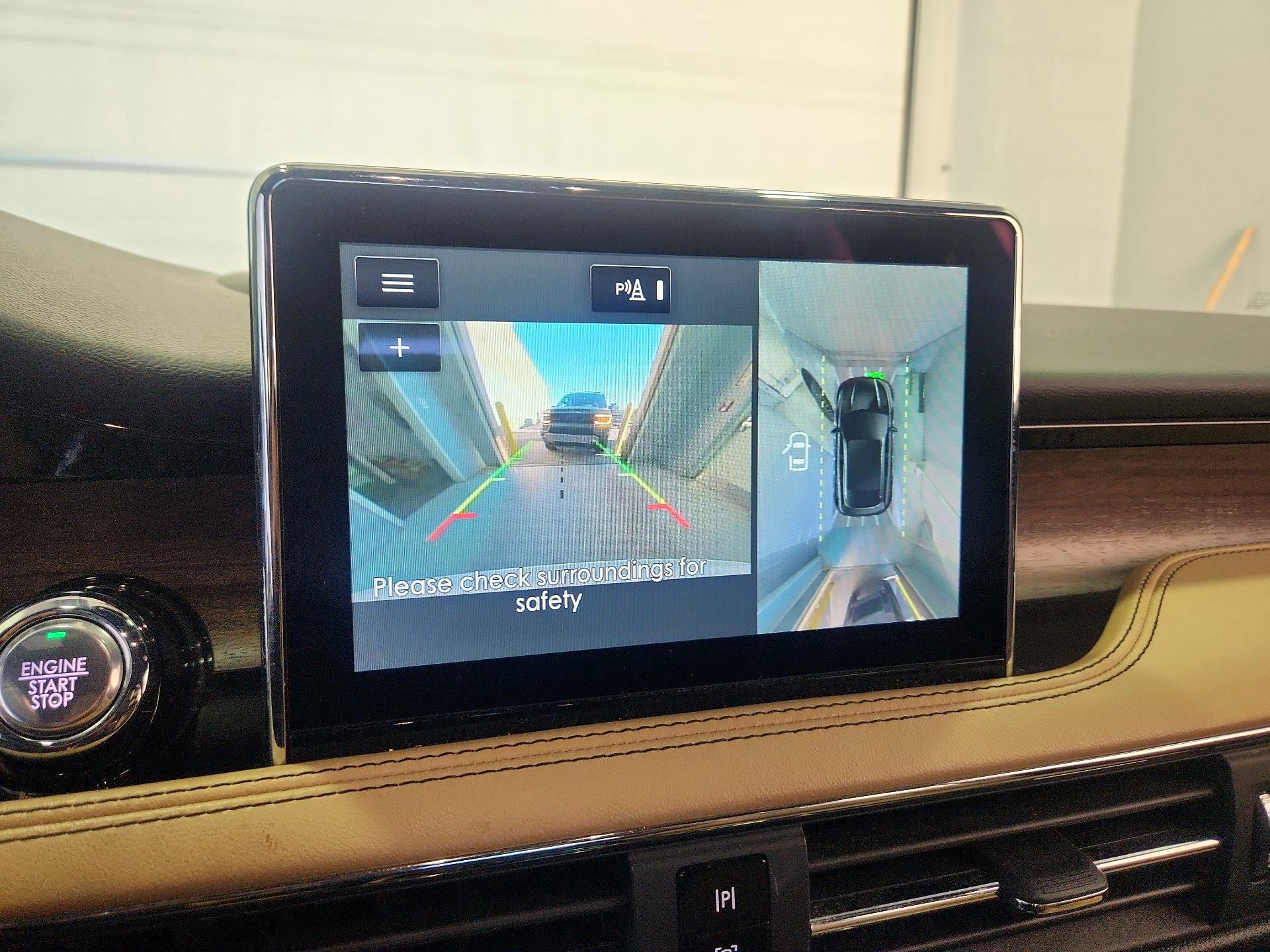 Thumbnail: 2020 Lincoln Corsair - 15