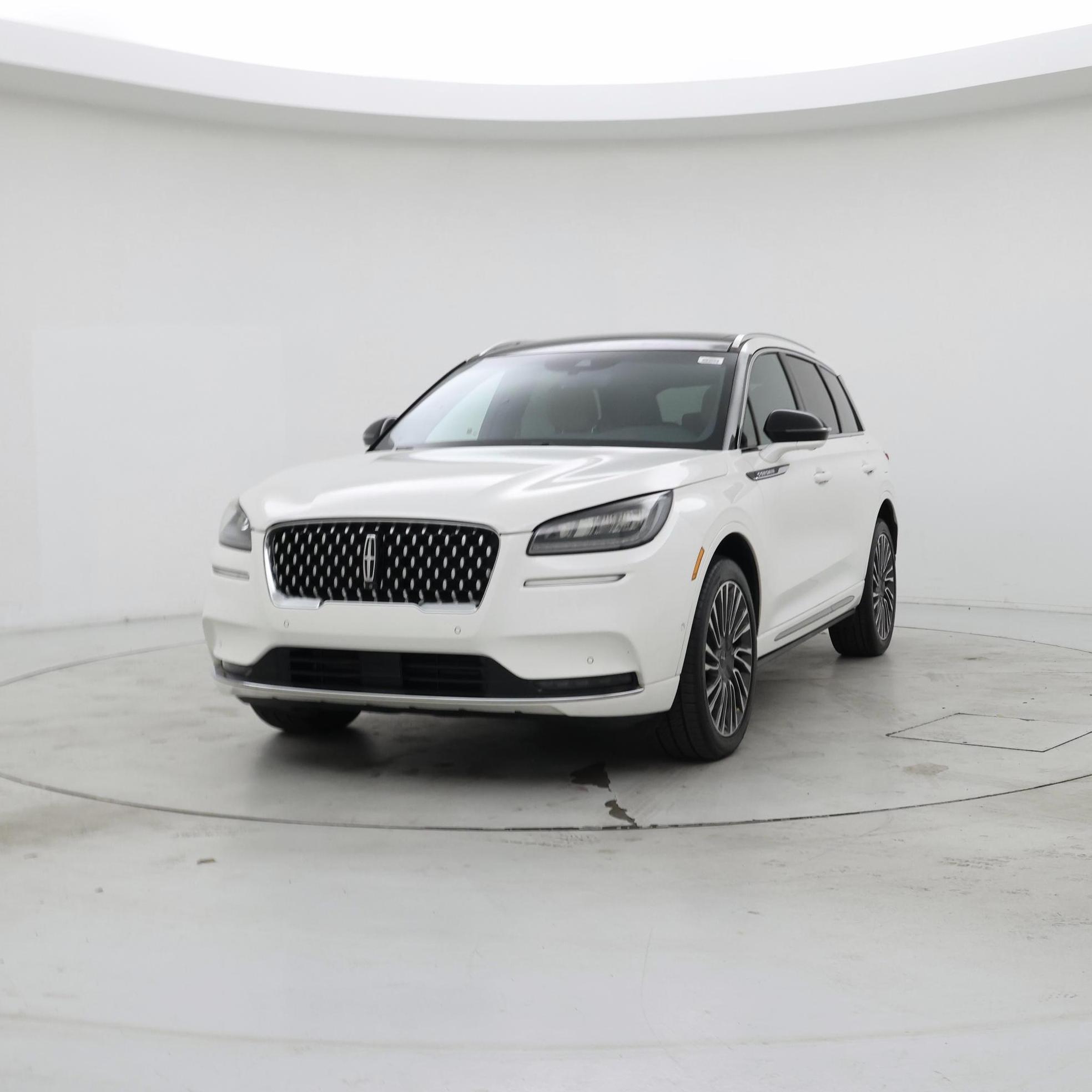 Thumbnail: 2020 Lincoln Corsair - 4