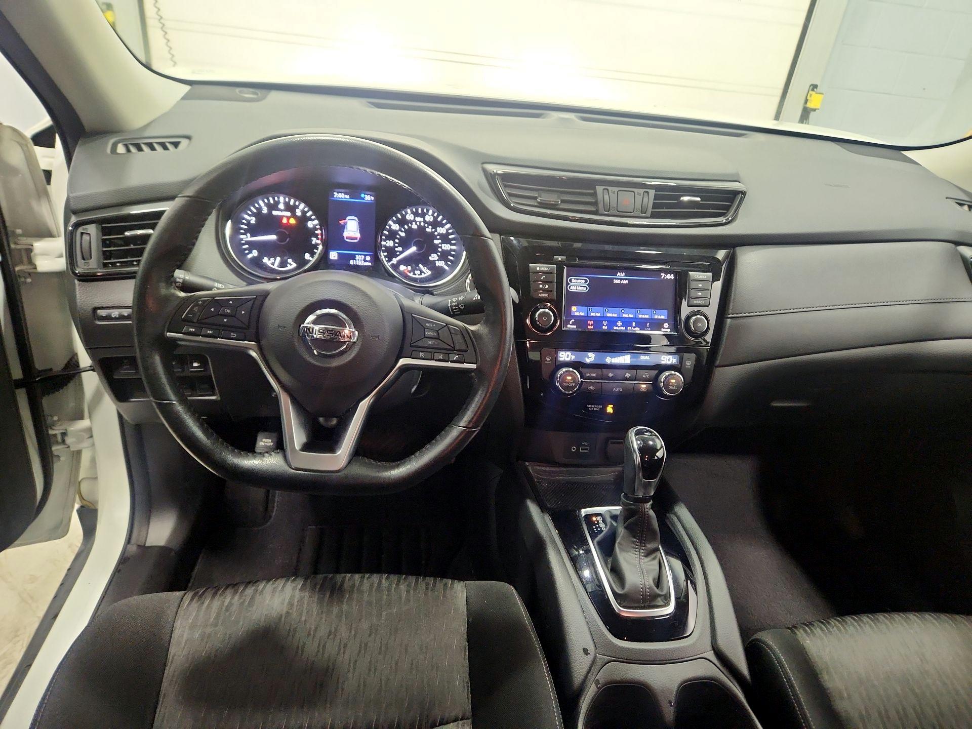 Thumbnail: 2018 Nissan Rogue - 9