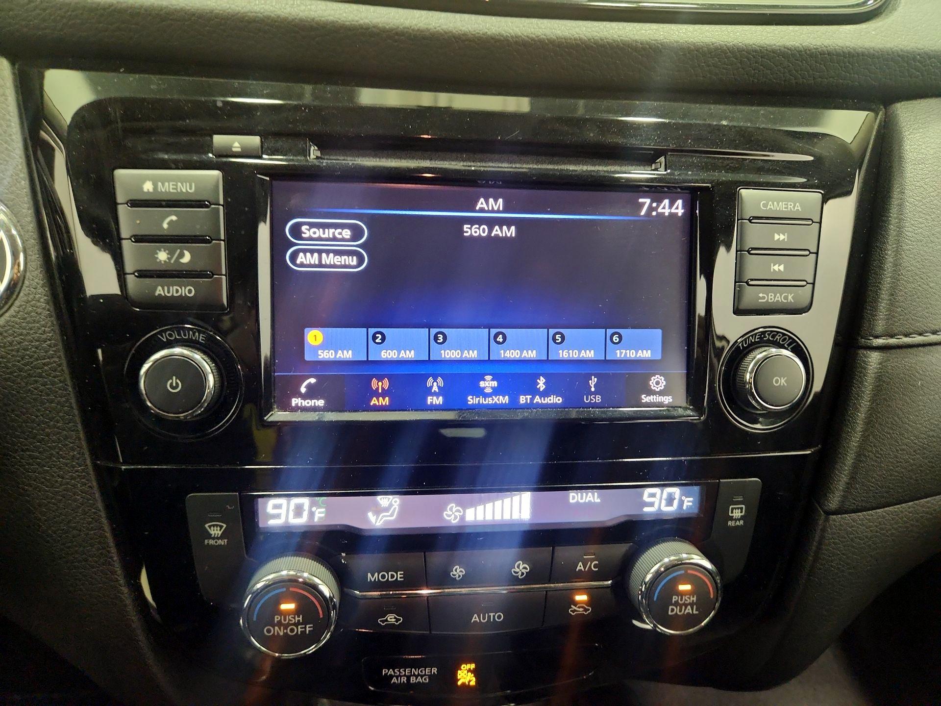 Thumbnail: 2018 Nissan Rogue - 15