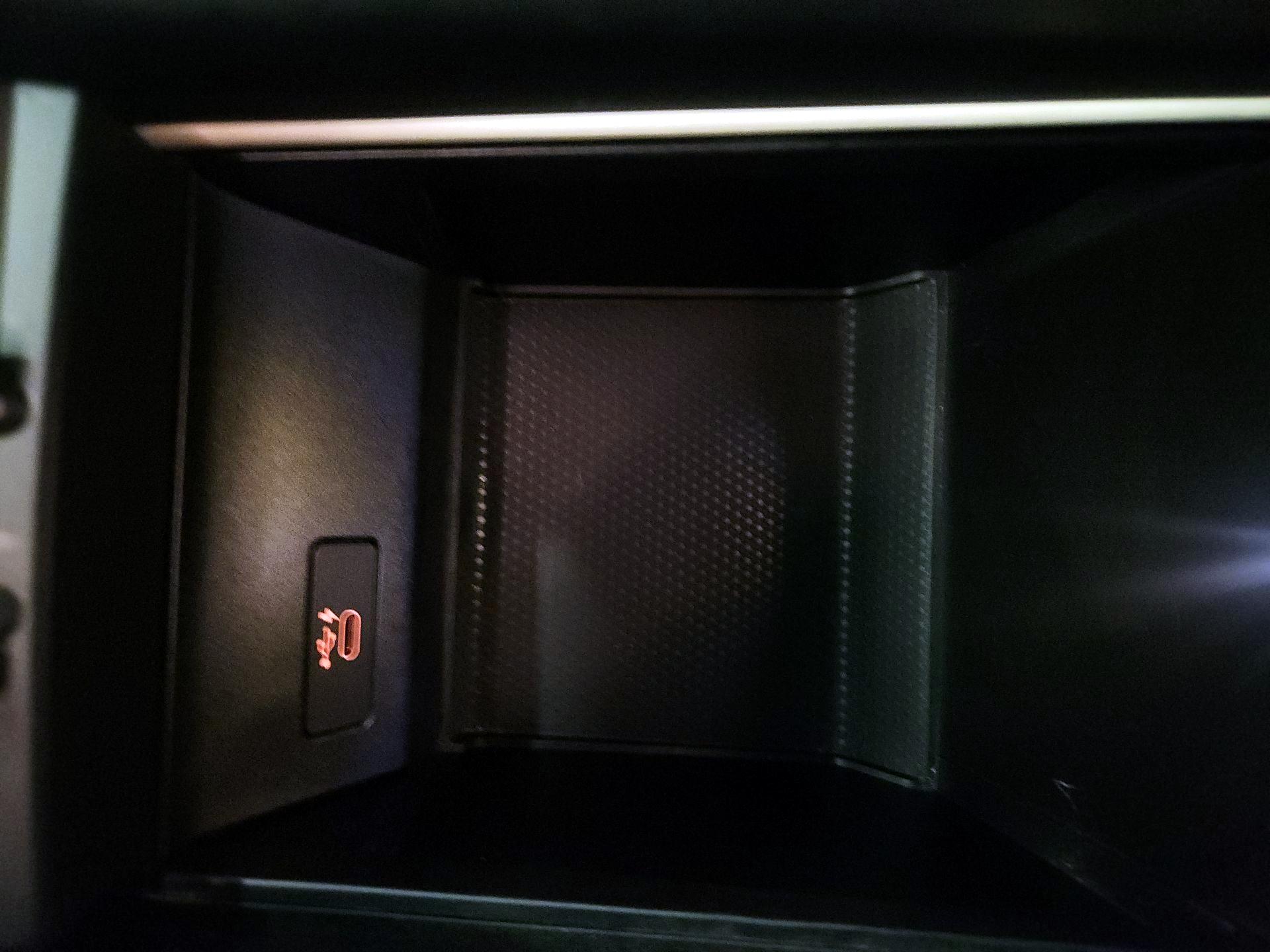 Thumbnail: 2021 BMW X5 - 18