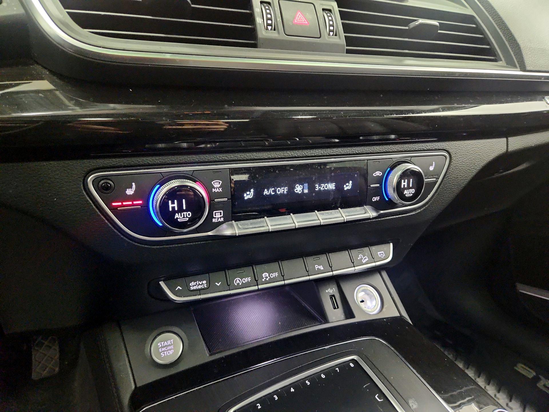 Thumbnail: 2020 Audi Q5 - 15