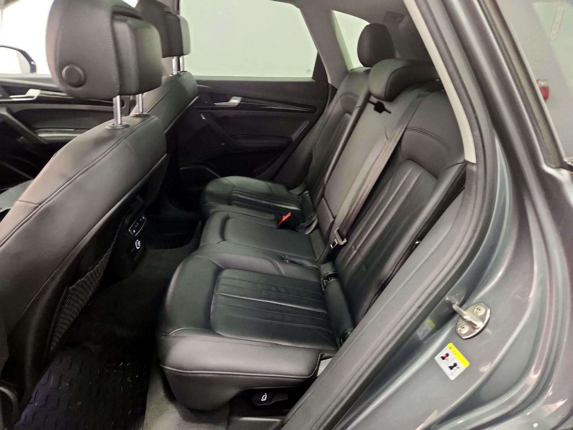 Thumbnail: 2020 Audi Q5 - 19