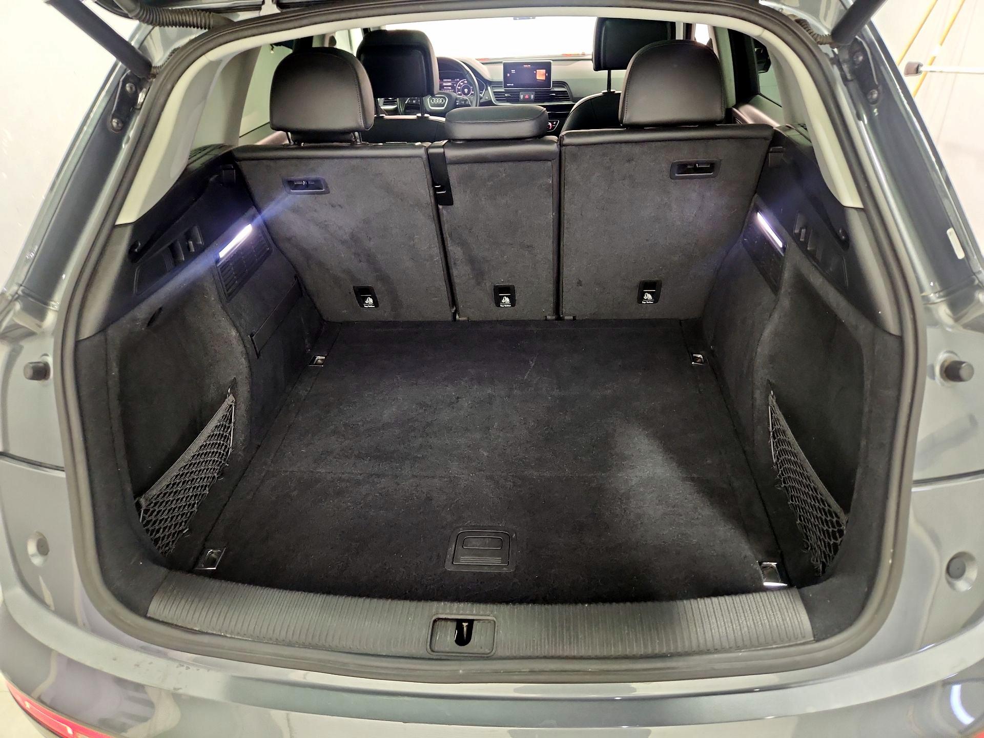 Thumbnail: 2020 Audi Q5 - 20