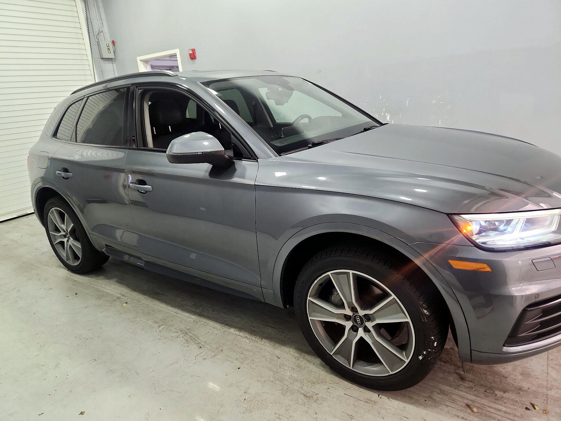 Thumbnail: 2020 Audi Q5 - 4