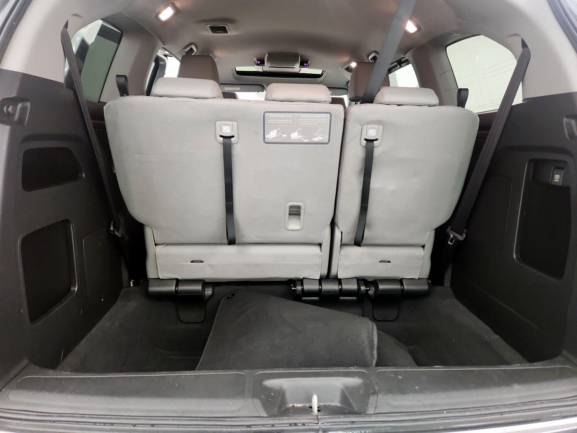 Thumbnail: 2020 Honda Odyssey - 17