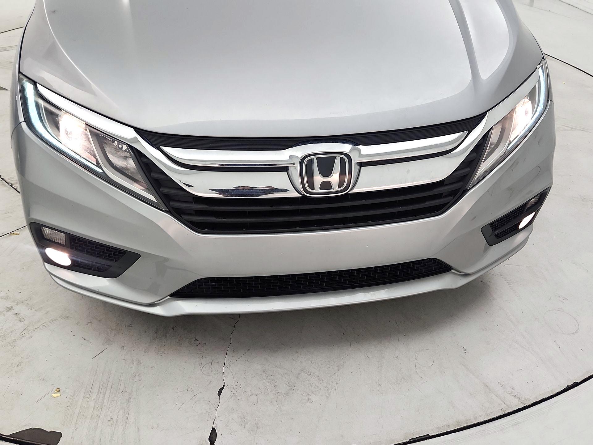 Thumbnail: 2020 Honda Odyssey - 2