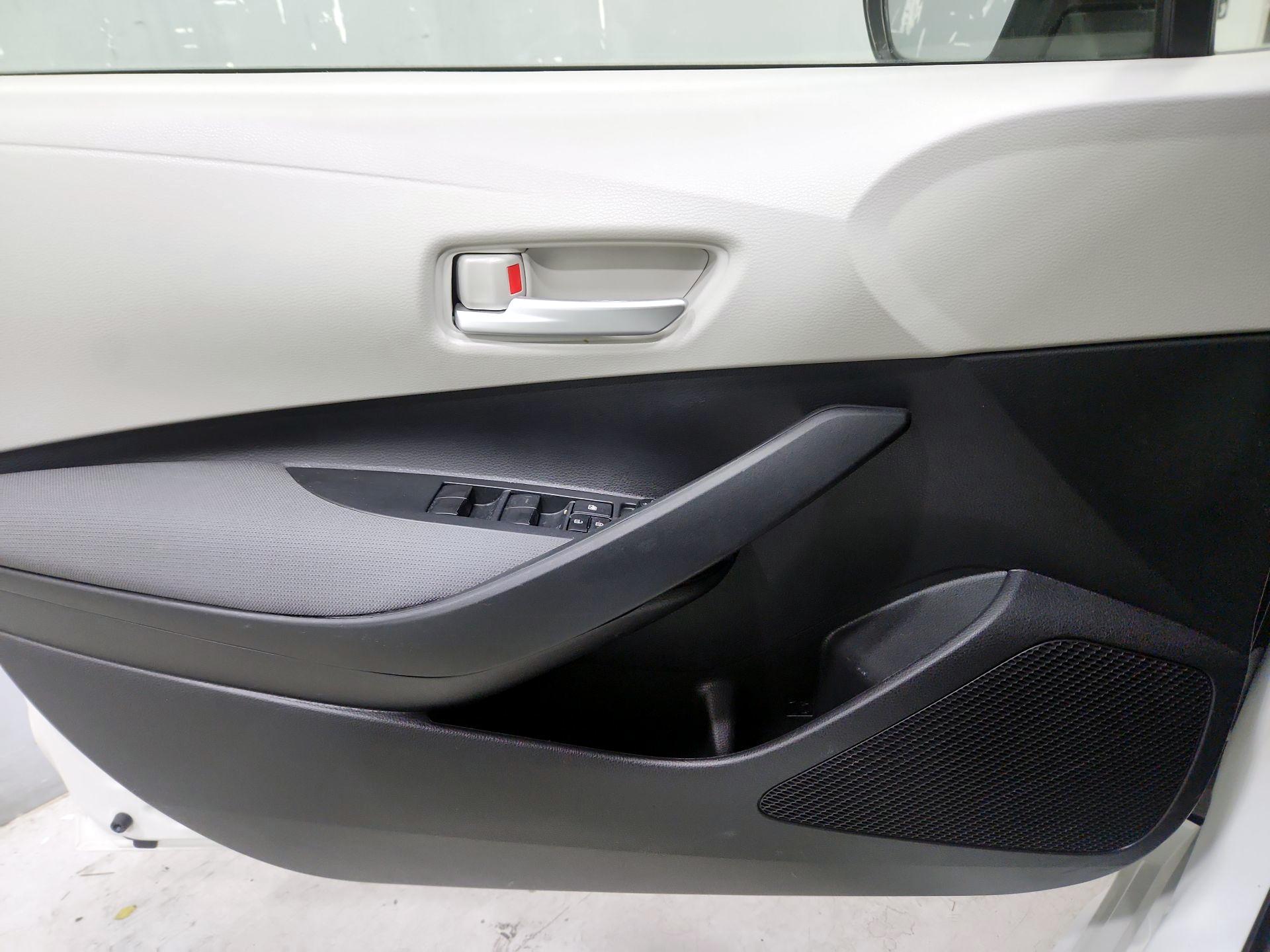 Thumbnail: 2021 Toyota Corolla - 12