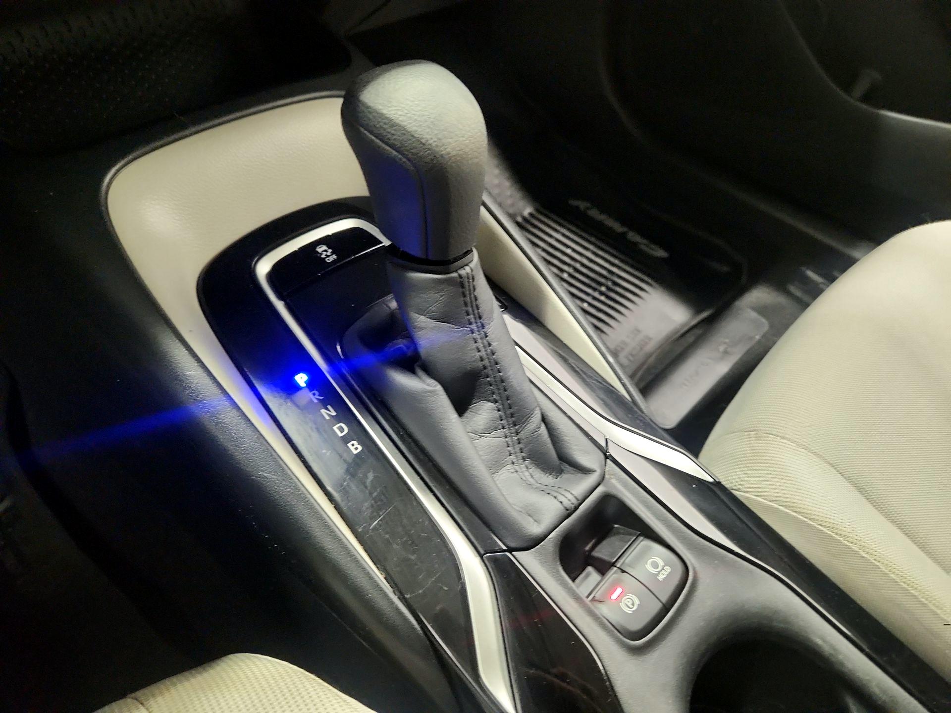 Thumbnail: 2021 Toyota Corolla - 17