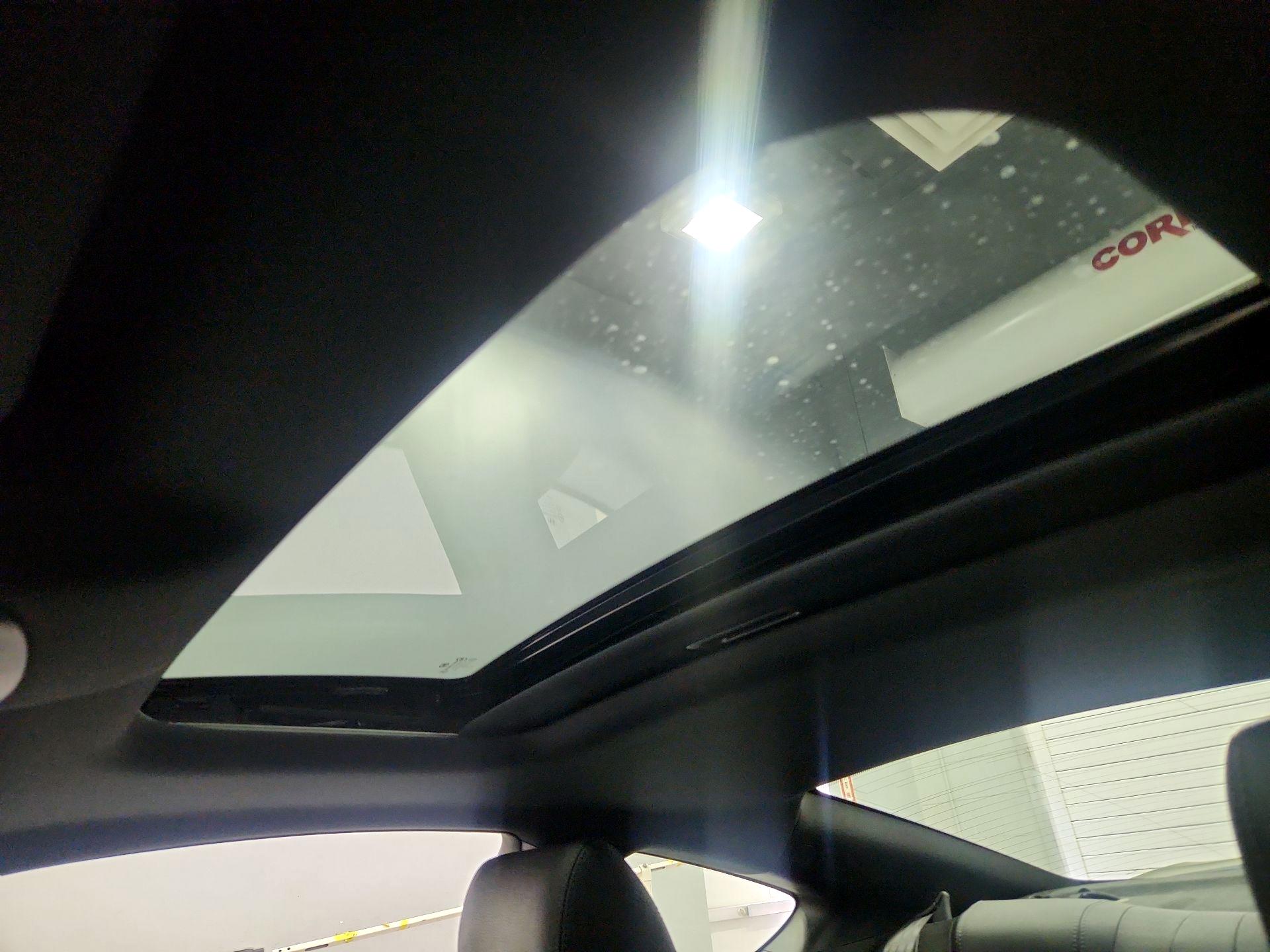 Thumbnail: 2014 Hyundai Genesis - 19