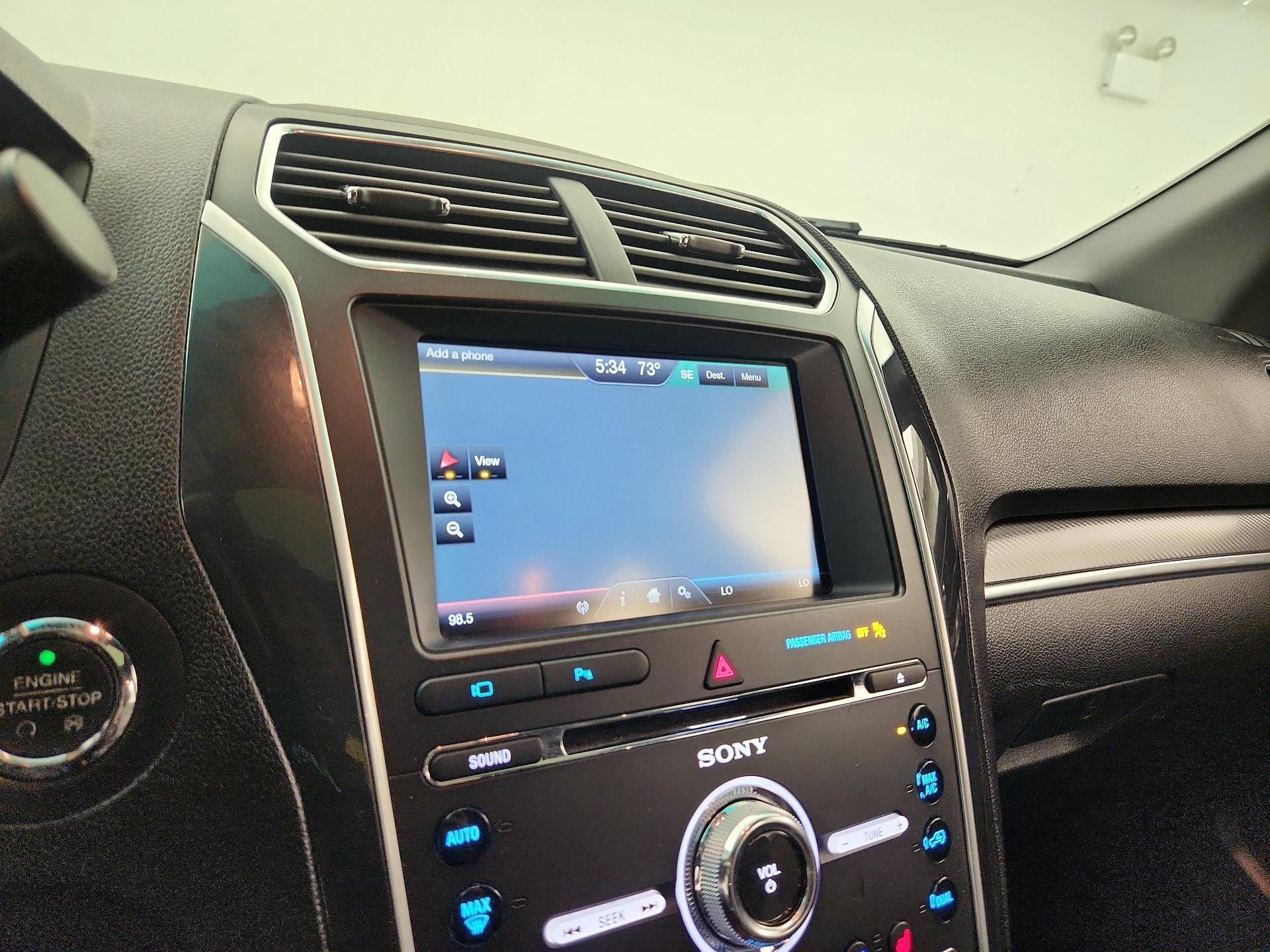 Thumbnail: 2016 Ford Explorer - 14