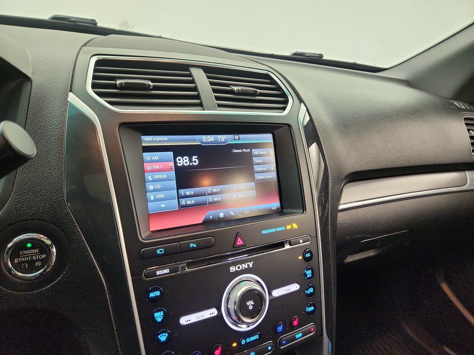 Thumbnail: 2016 Ford Explorer - 16