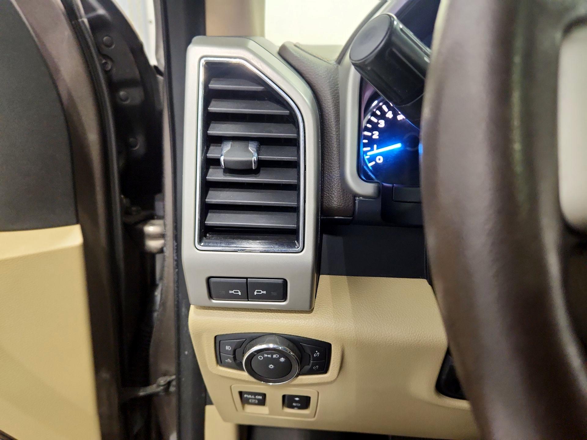 Thumbnail: 2018 Ford F-150 - 13