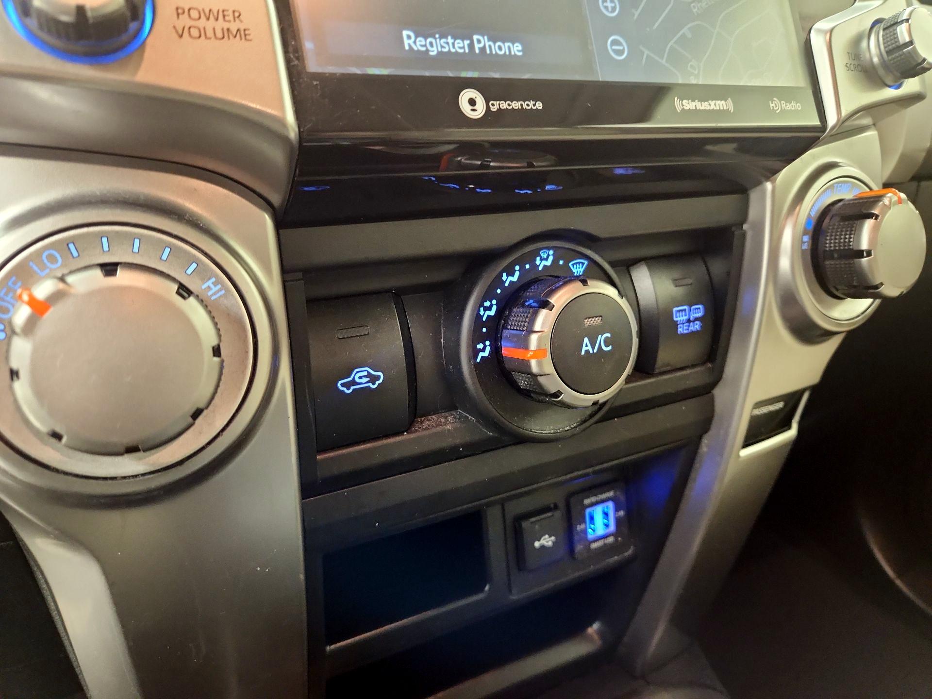 Thumbnail: 2021 Toyota 4Runner - 16