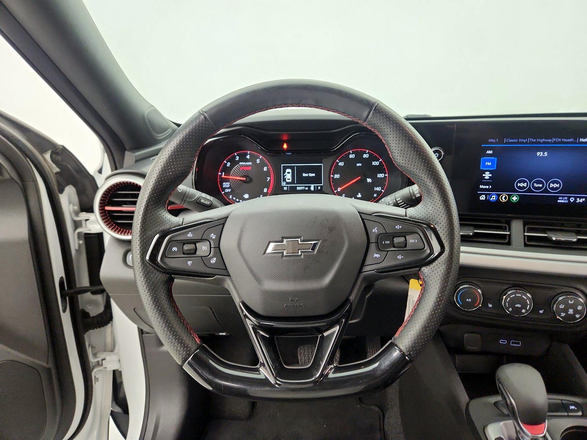 Thumbnail: 2024 Chevrolet Trax - 10