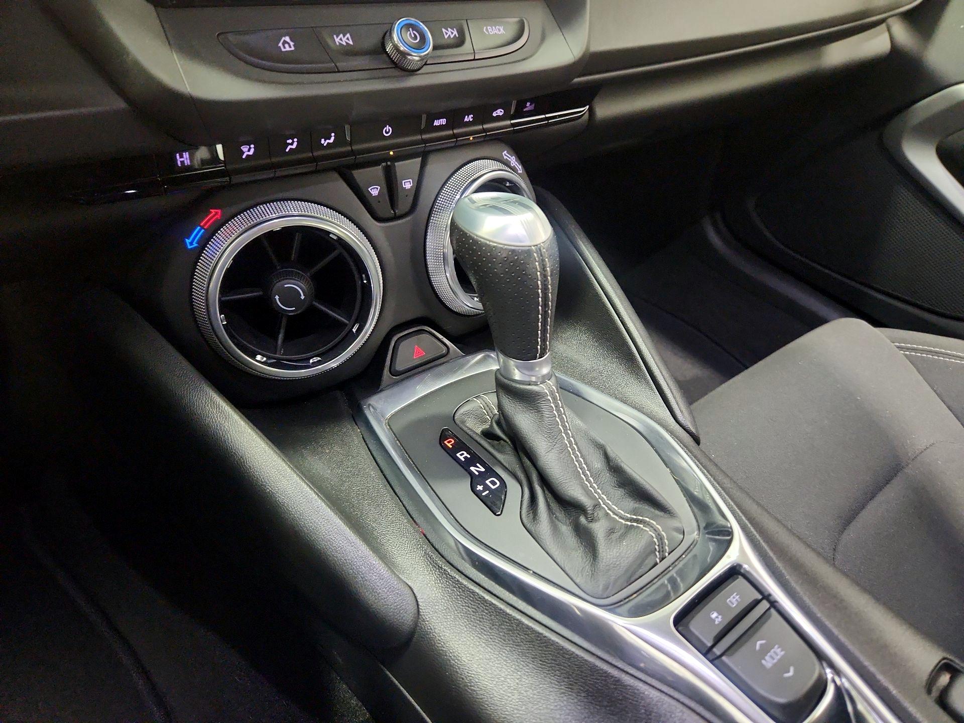 Thumbnail: 2016 Chevrolet Camaro - 16