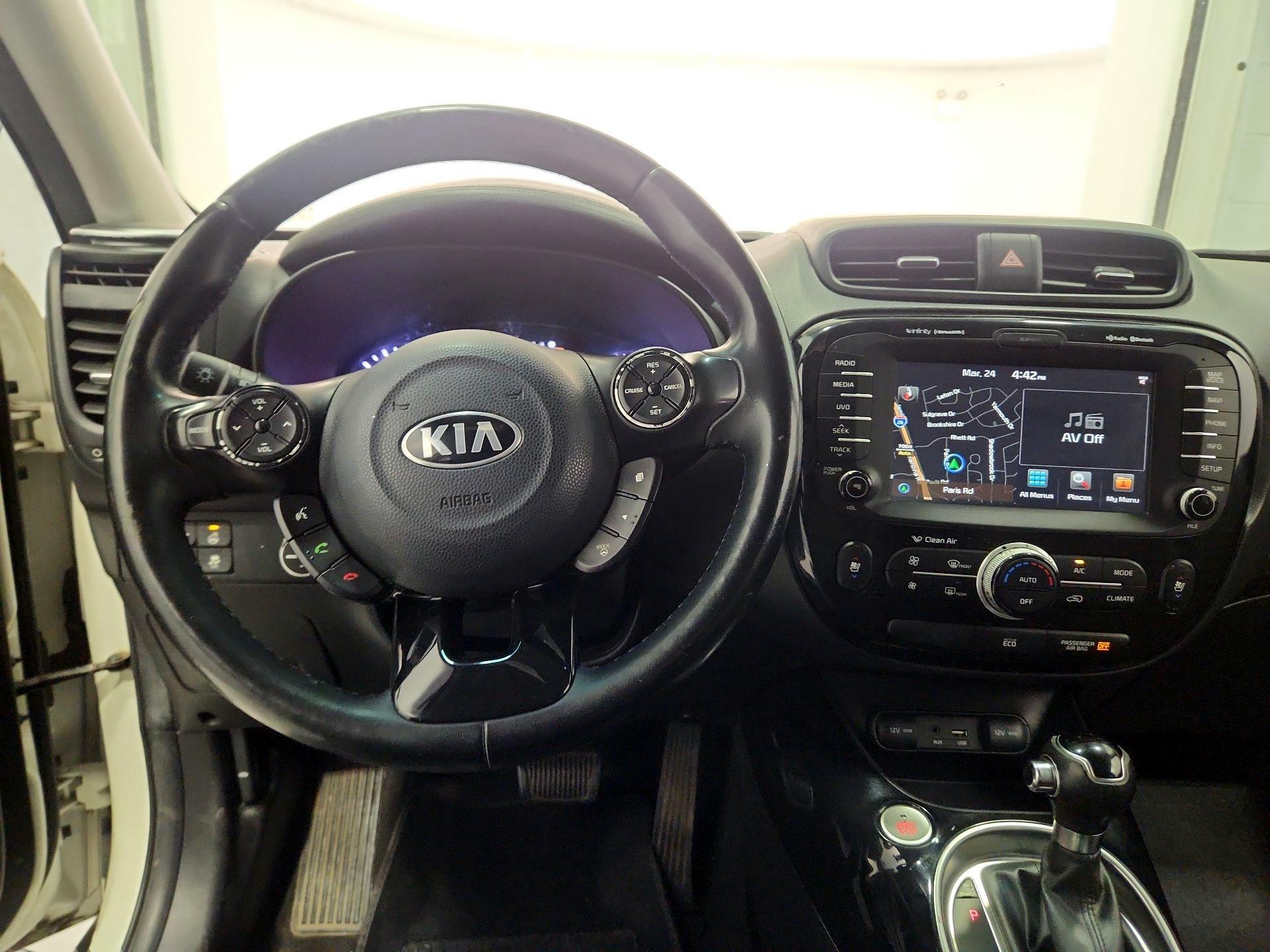 Thumbnail: 2016 Kia Soul - 10