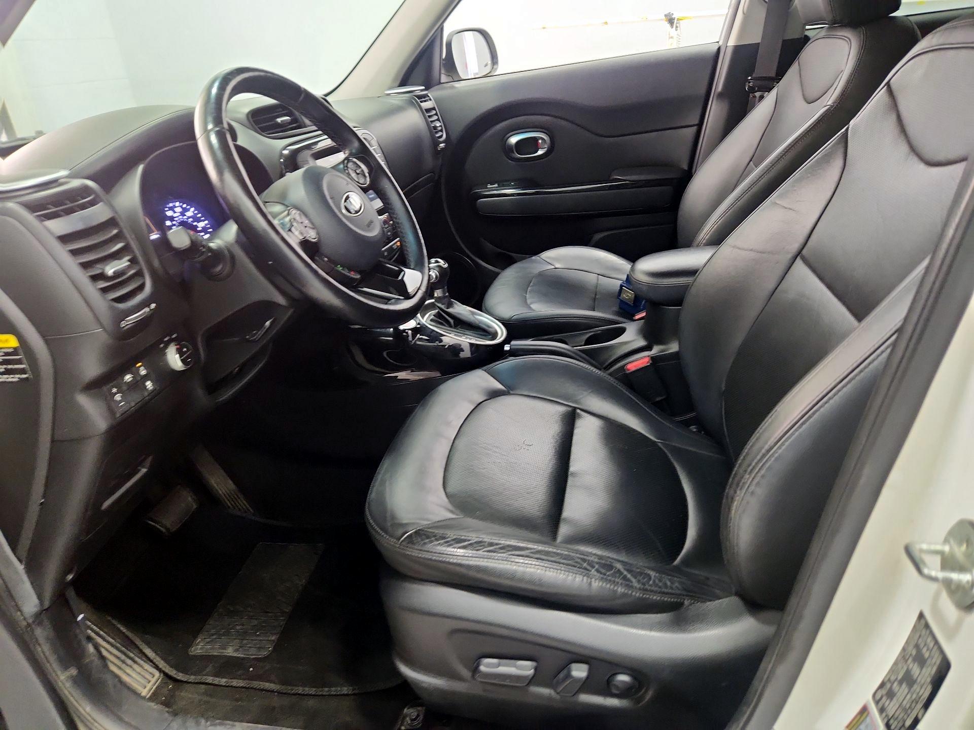 Thumbnail: 2016 Kia Soul - 11