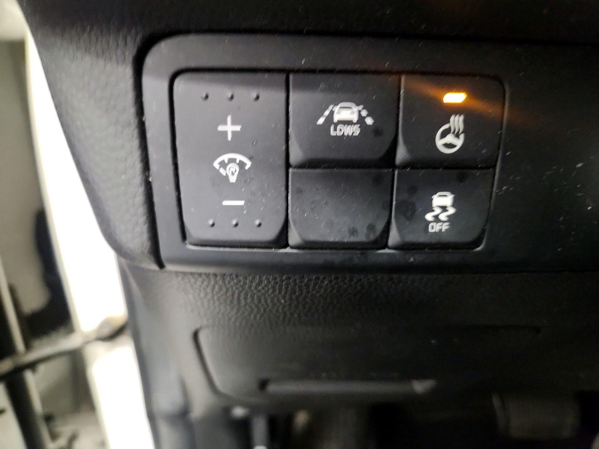 Thumbnail: 2016 Kia Soul - 13