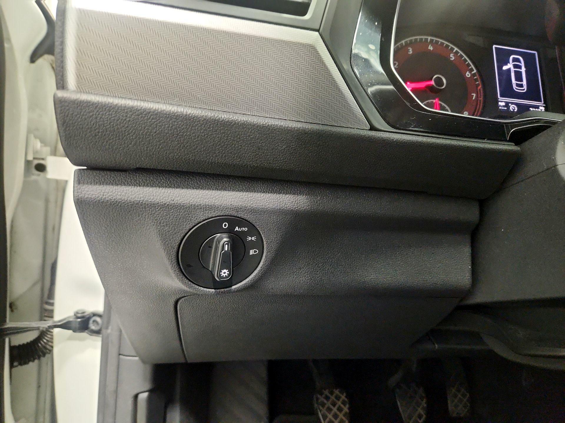 Thumbnail: 2020 Volkswagen Jetta - 13