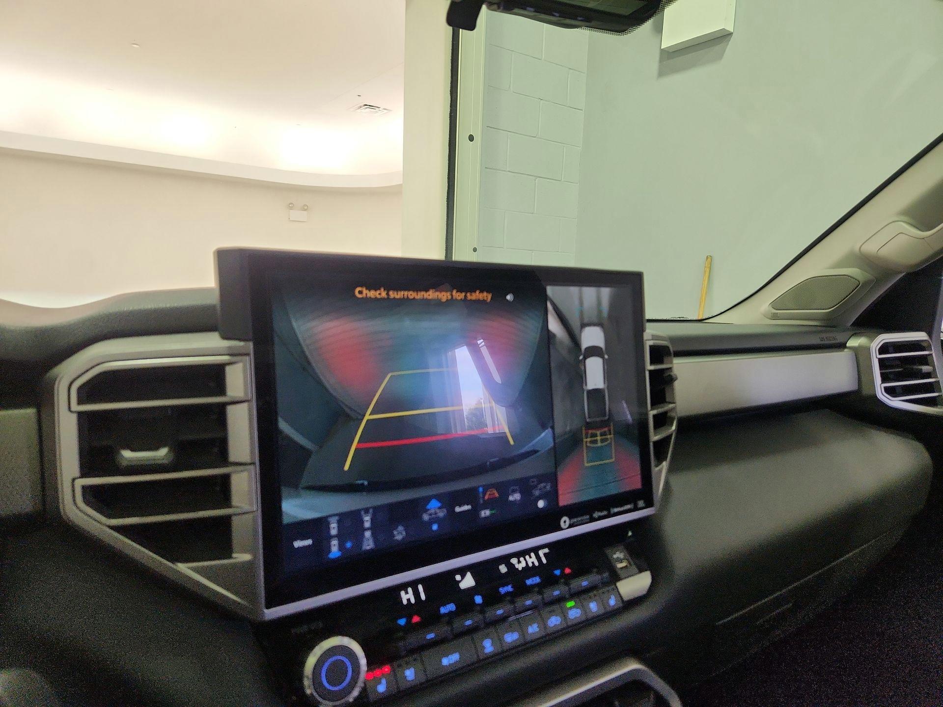 Thumbnail: 2022 Toyota Tundra - 14