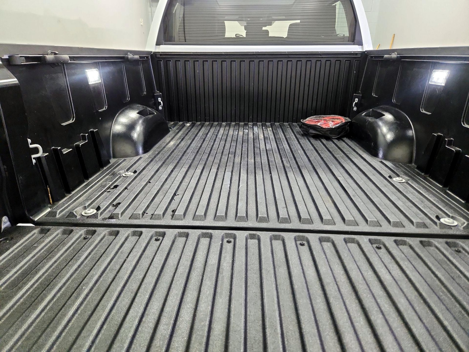 2022 Toyota Tundra Limited - Photo 22