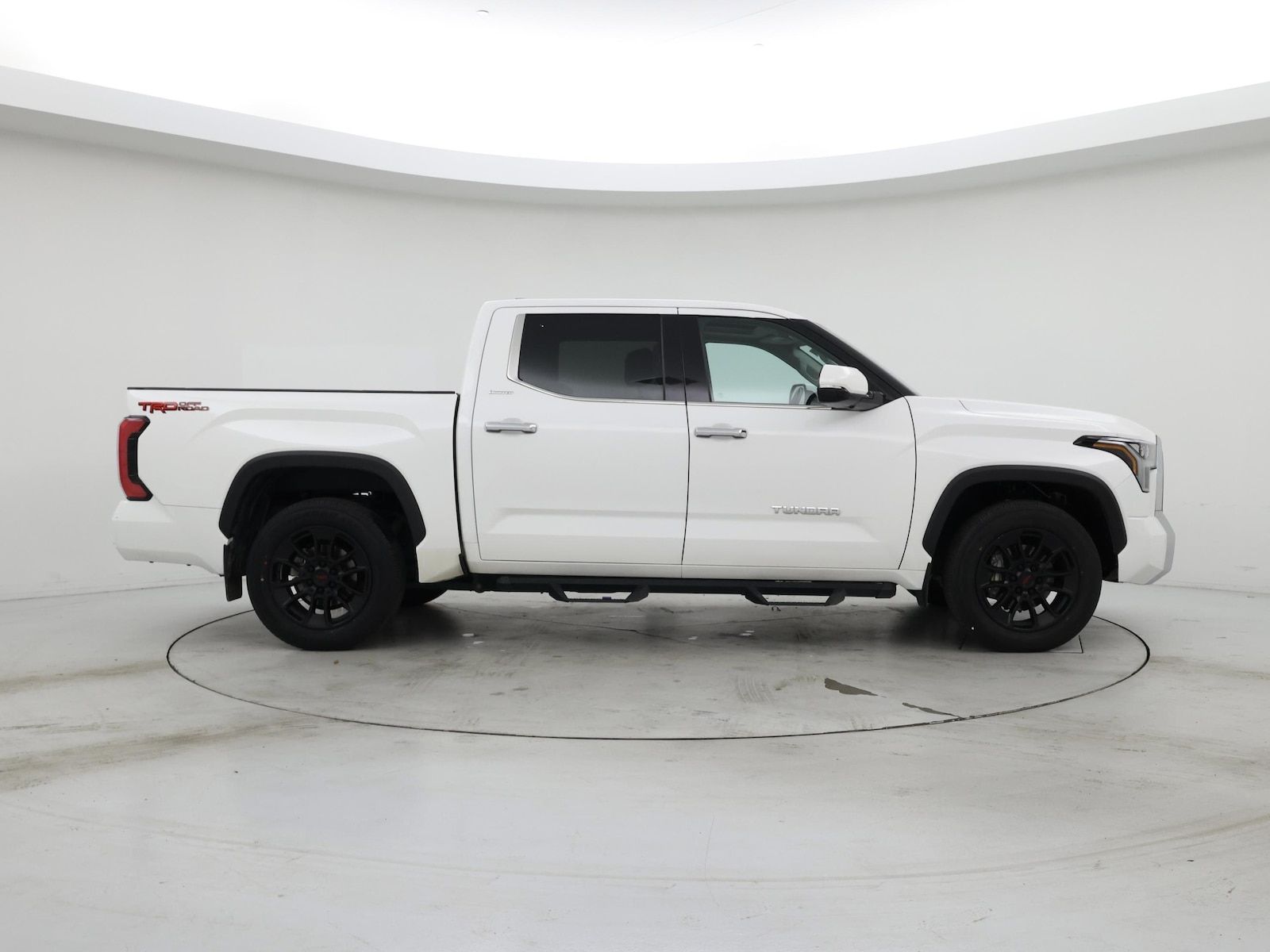 2022 Toyota Tundra Limited - Photo 8