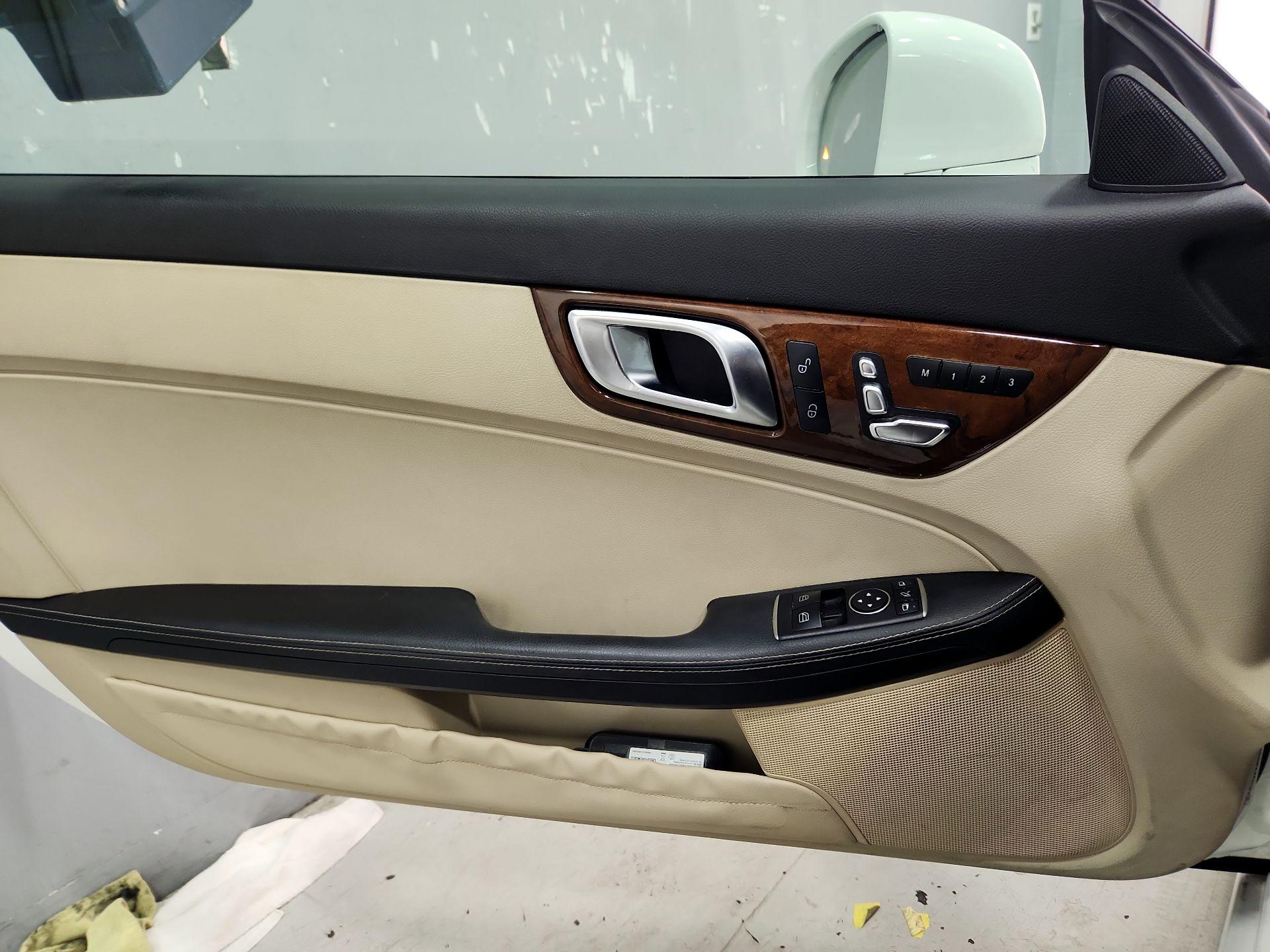 Thumbnail: 2020 Mercedes-Benz SLC - 12