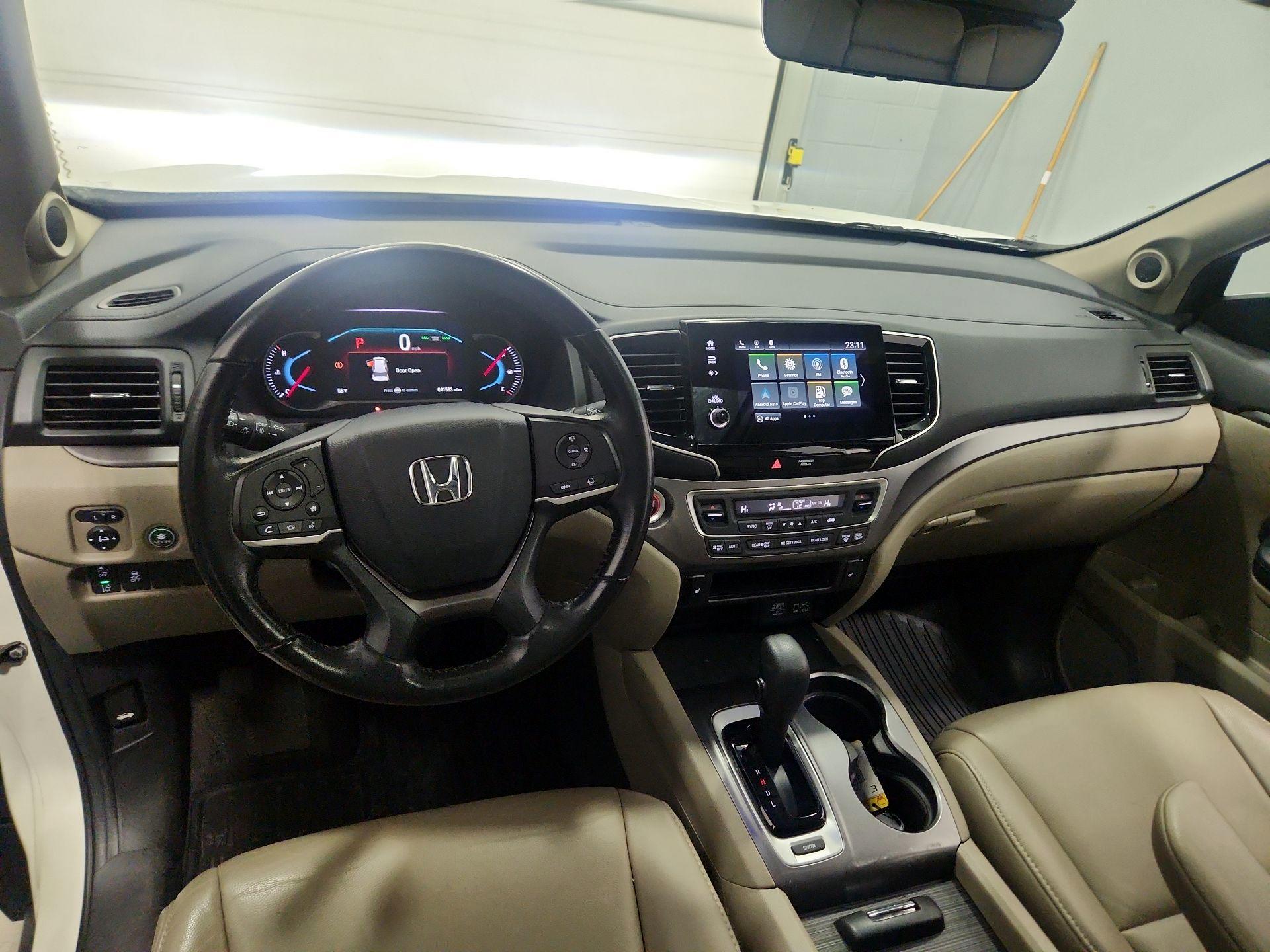 Thumbnail: 2019 Honda Pilot - 9