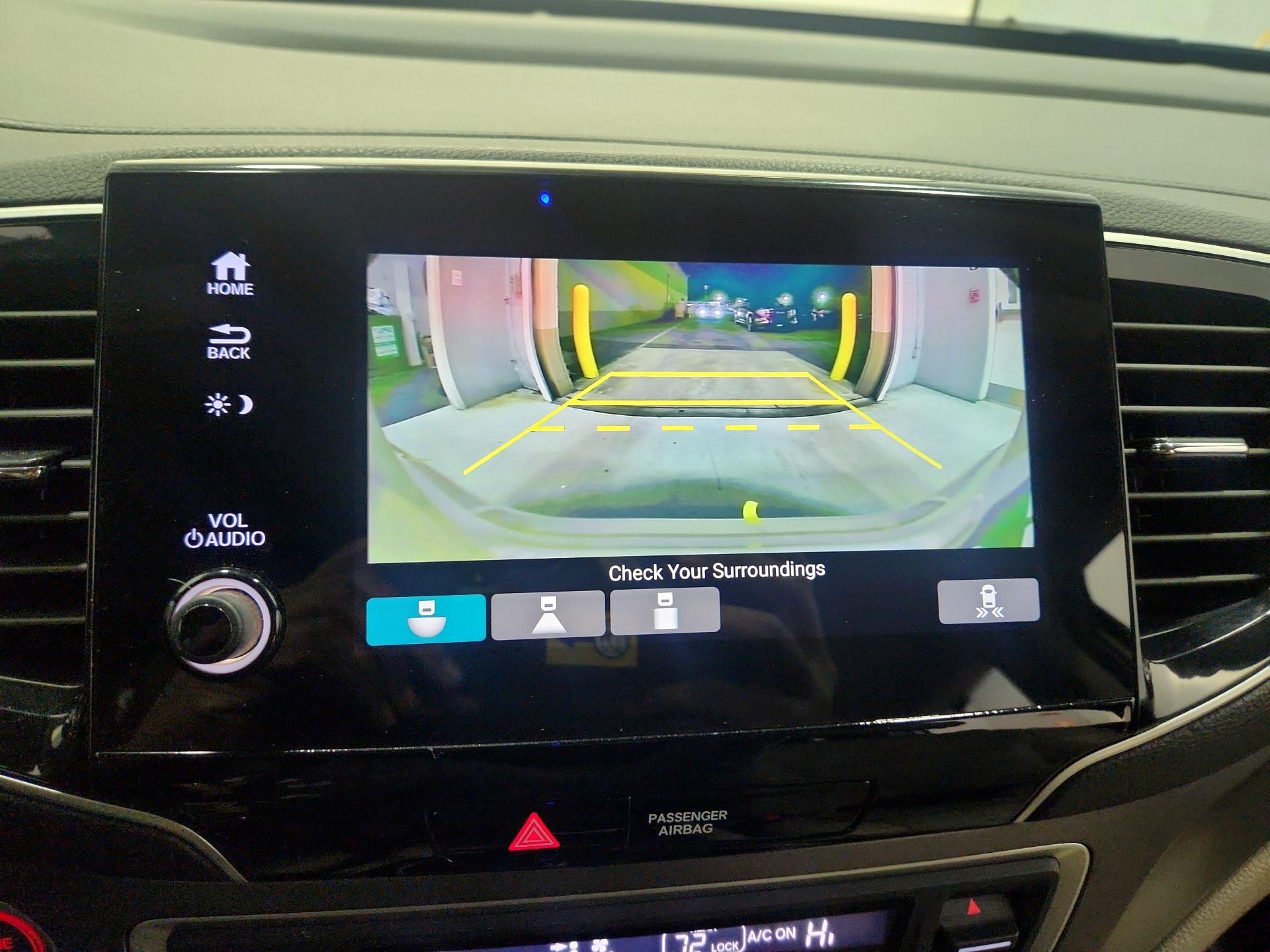 Thumbnail: 2019 Honda Pilot - 14