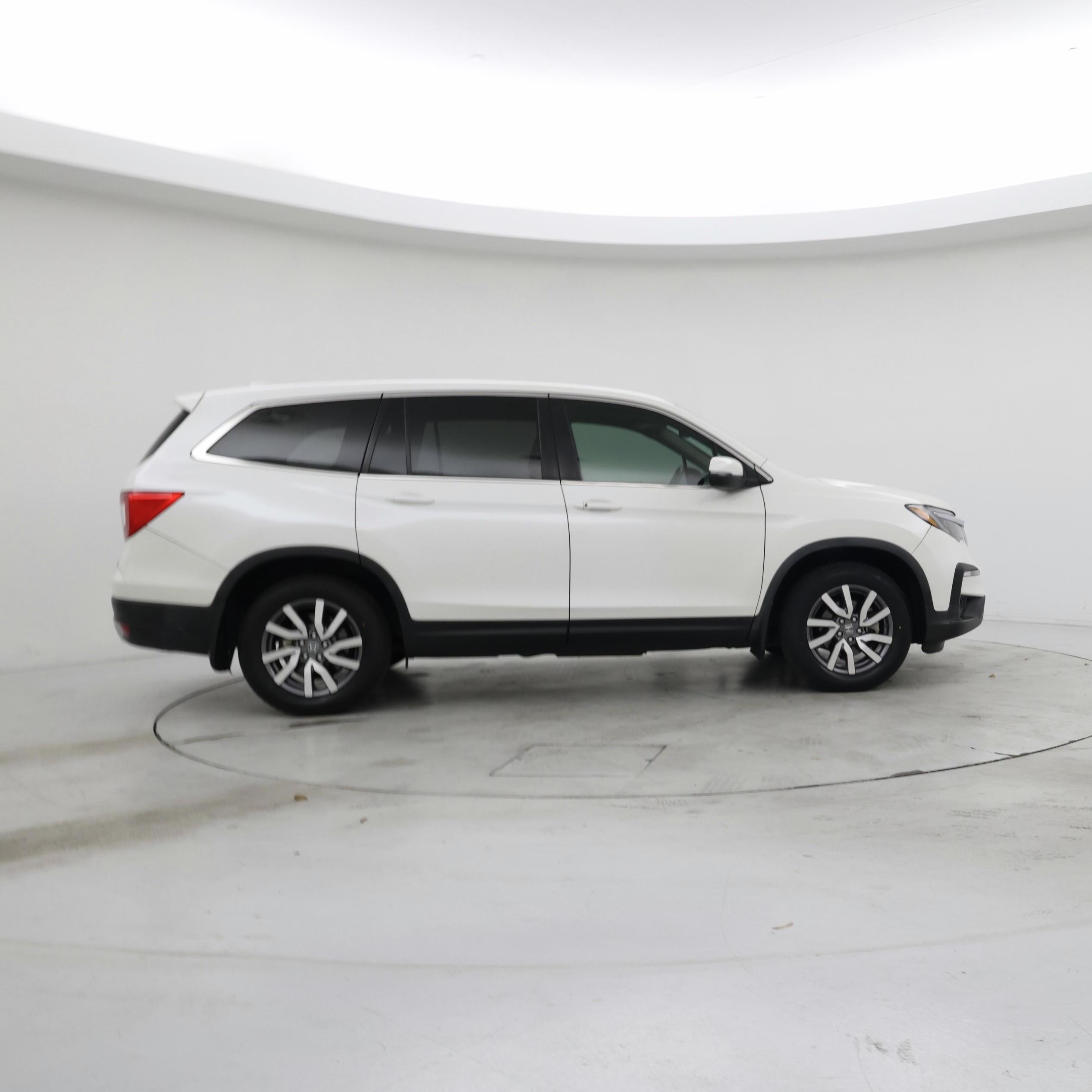 Thumbnail: 2019 Honda Pilot - 7