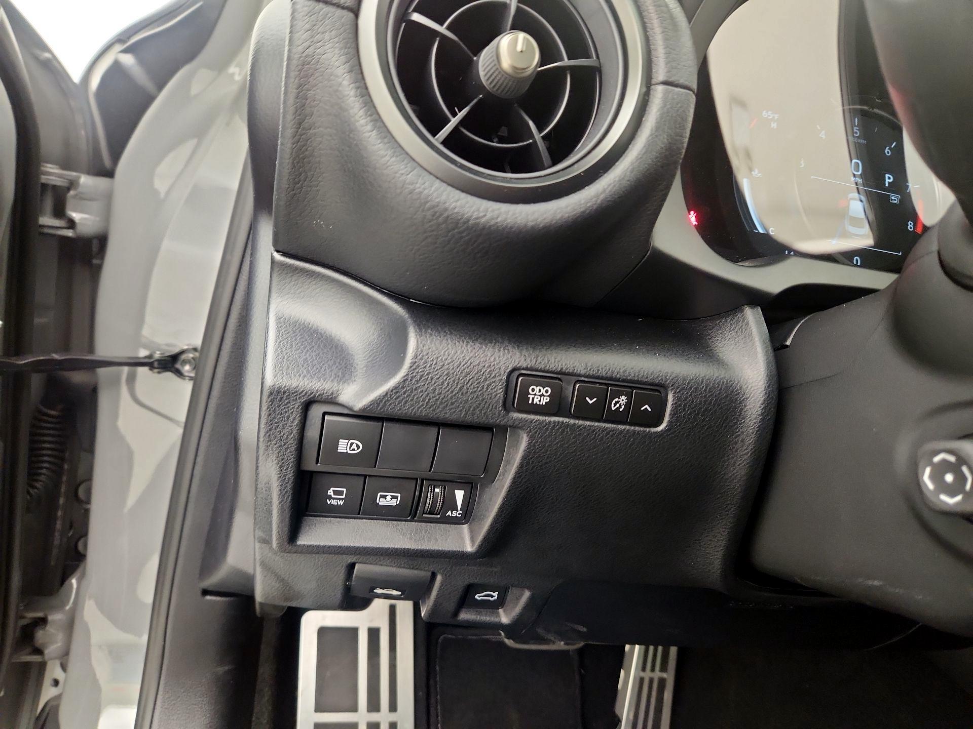 Thumbnail: 2025 Lexus IS - 13