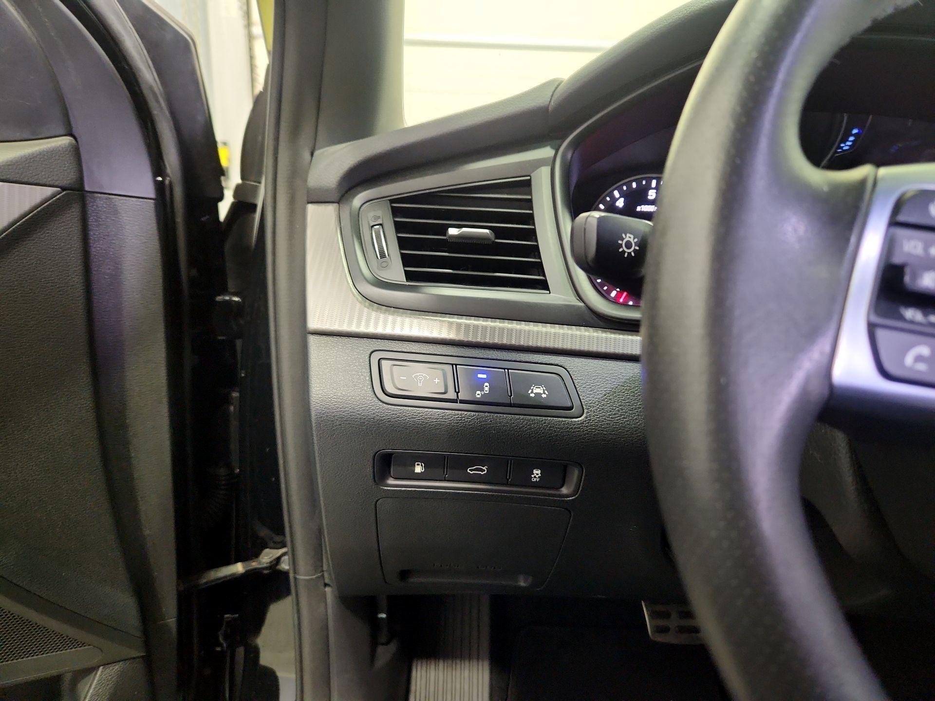 Thumbnail: 2018 Hyundai Sonata - 13