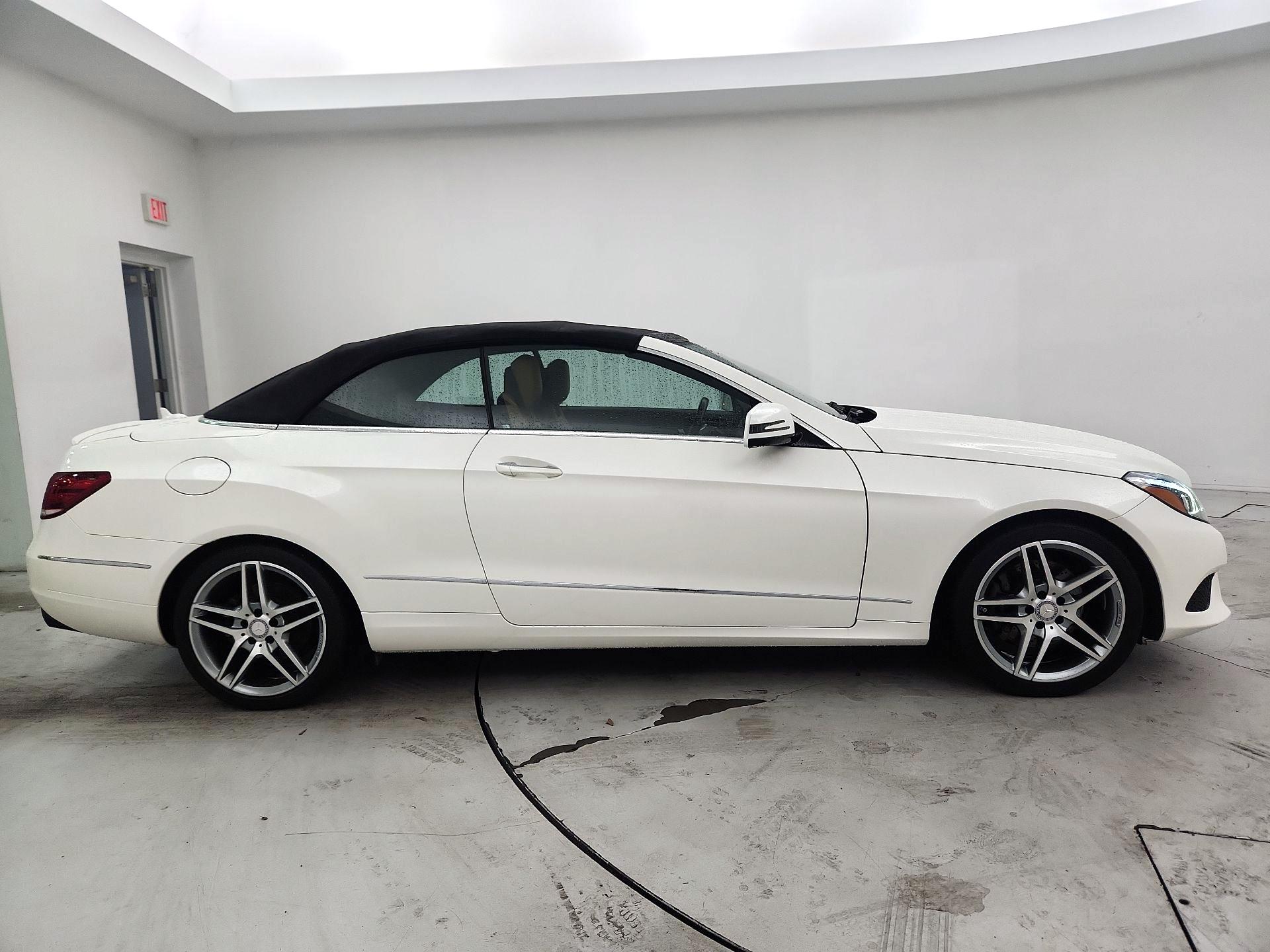 Thumbnail: 2015 Mercedes-Benz E-Class - 4